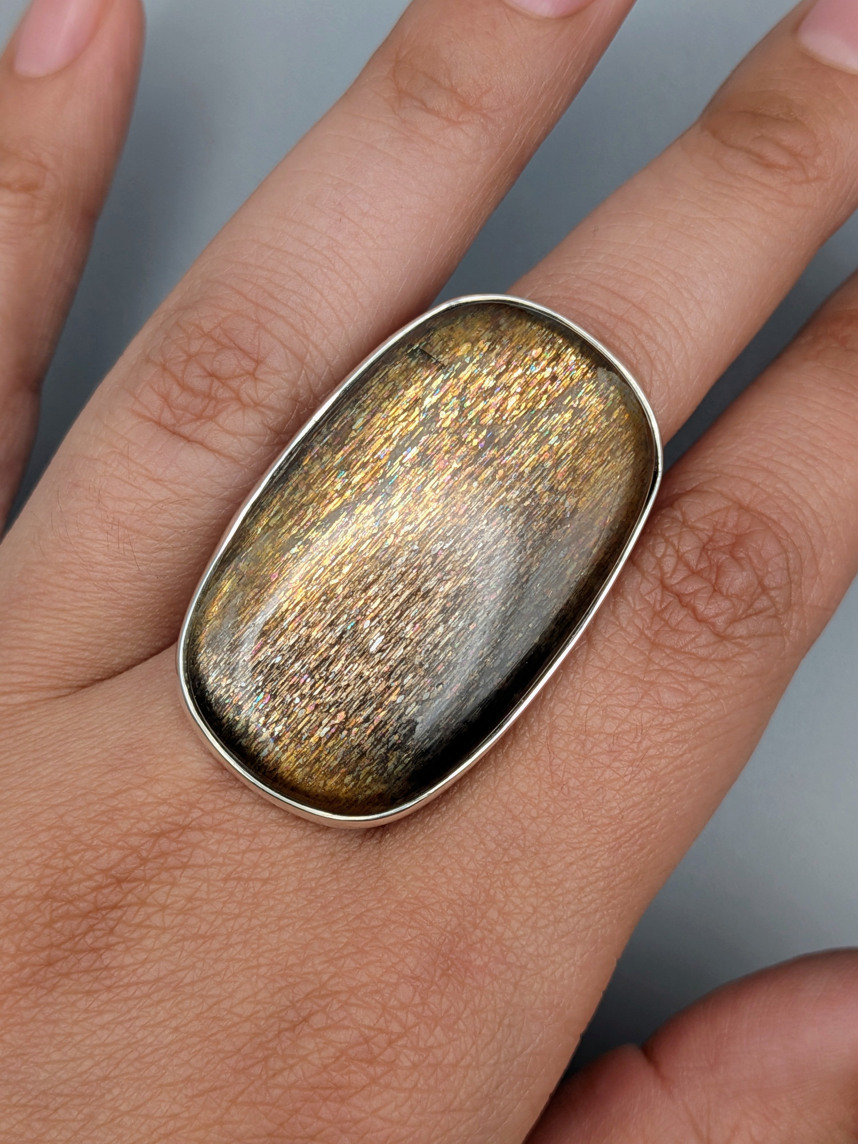 •SUN/MOONSTONE - SOFT RECTANGLE• split band silver ring (size 10)