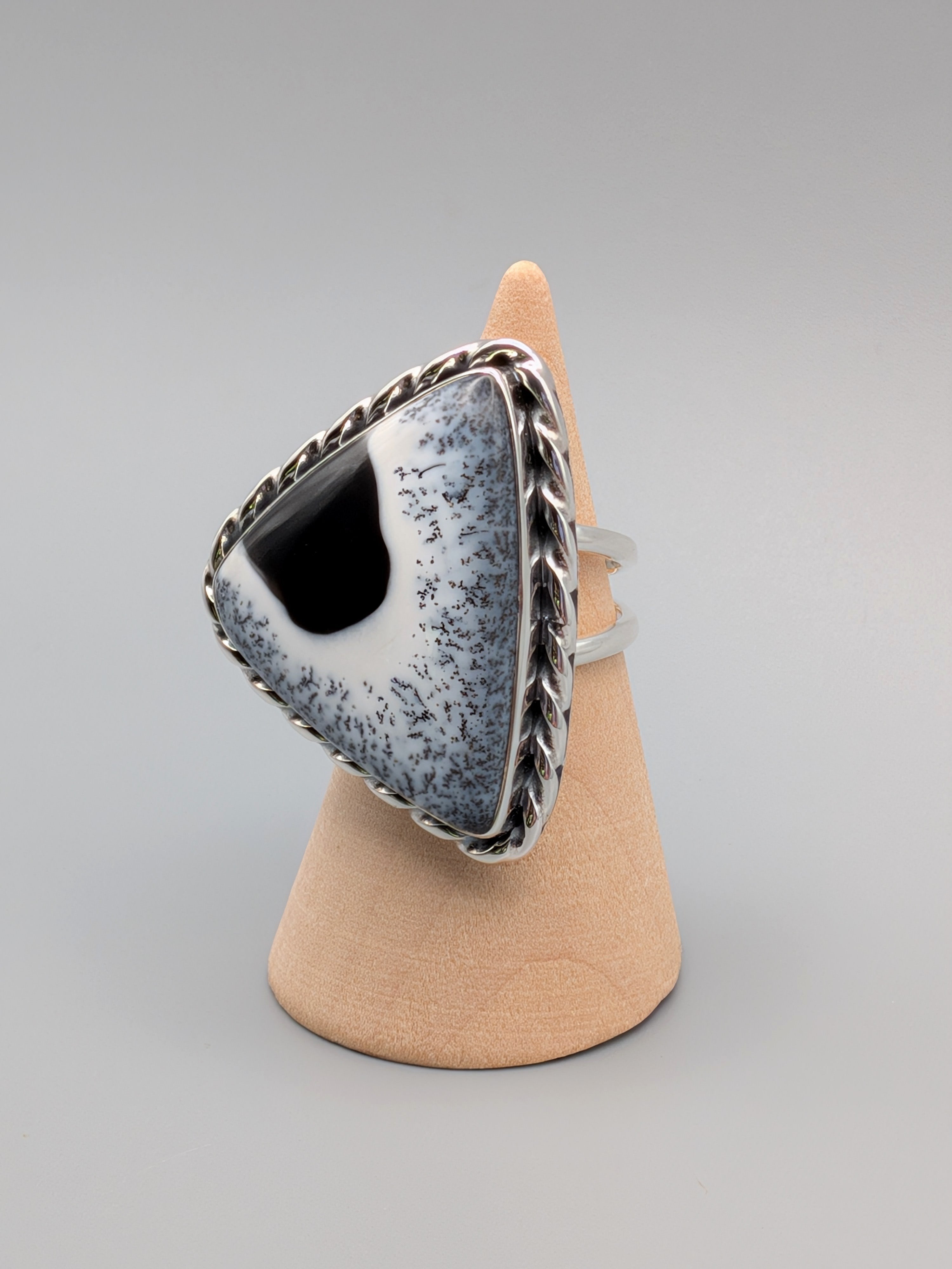 •DENDRITIC OPAL - SOFT TRI• twisted bezel silver ring (size 7)