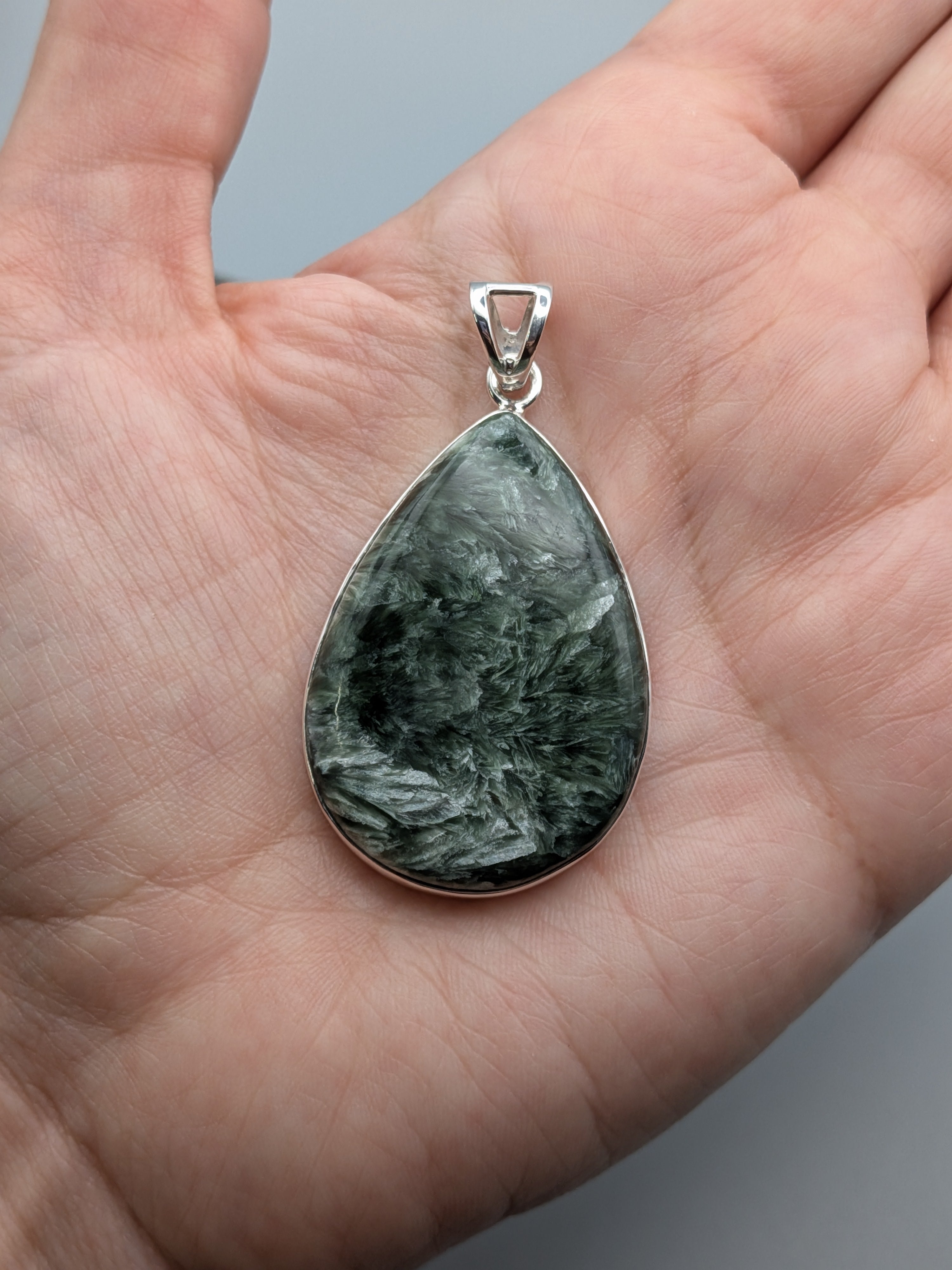 •SERAPHINITE TEARDROP• sterling silver pendant