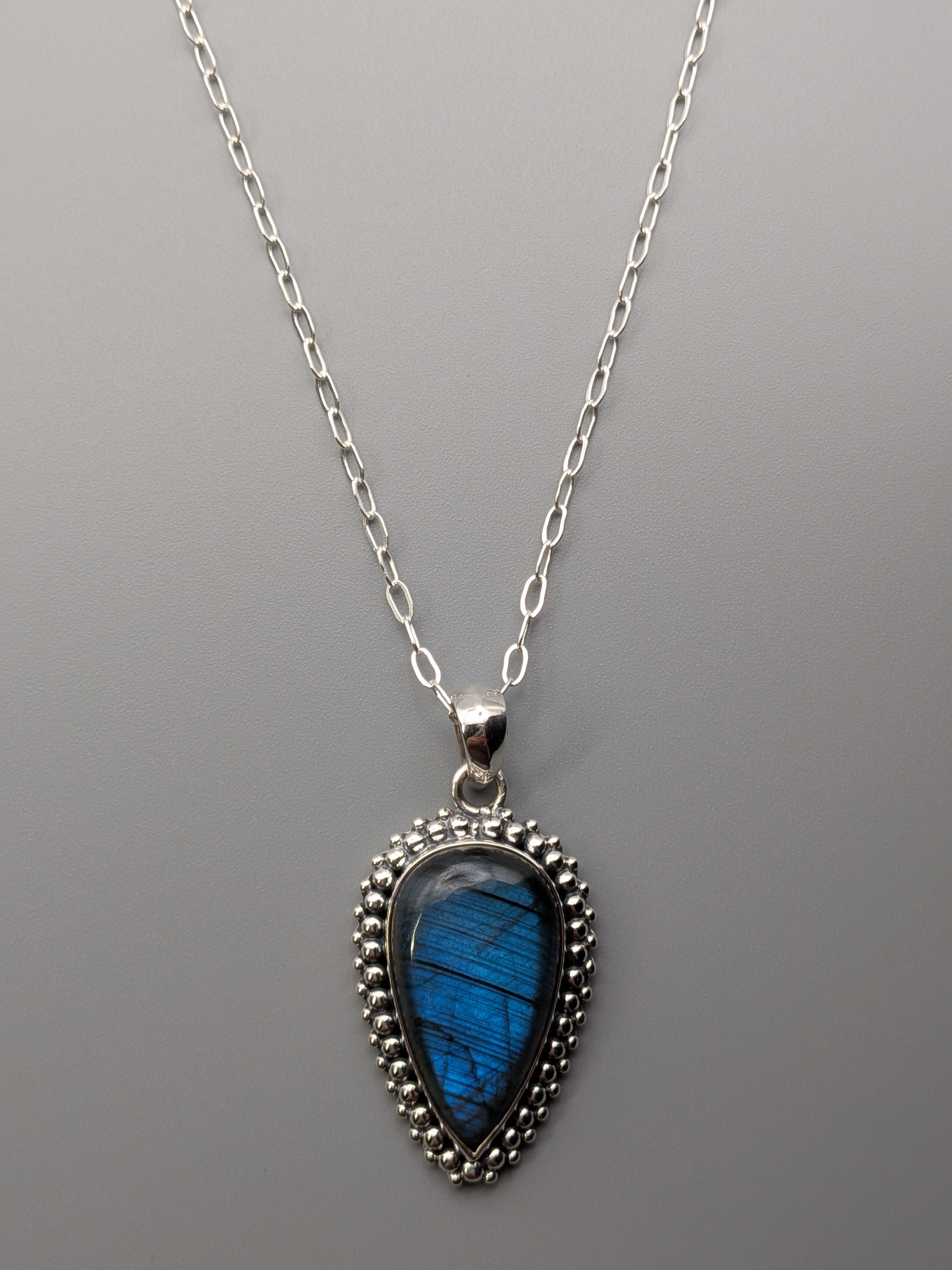 •LABRADORITE - DOTTED SPEAR TEAR• sterling silver pendant