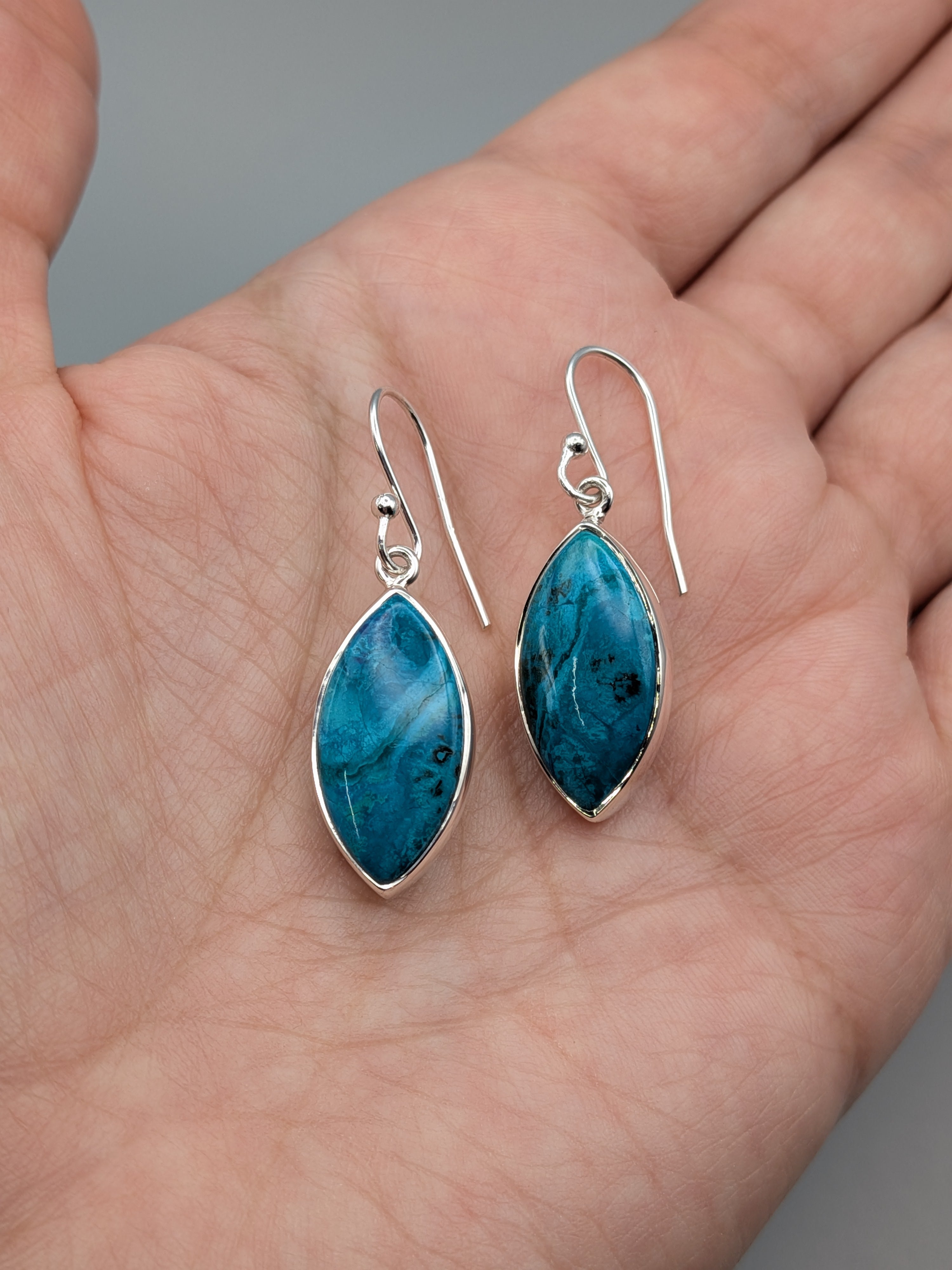 •SHATTUCKITE MARQUISE• silver dangle earrings