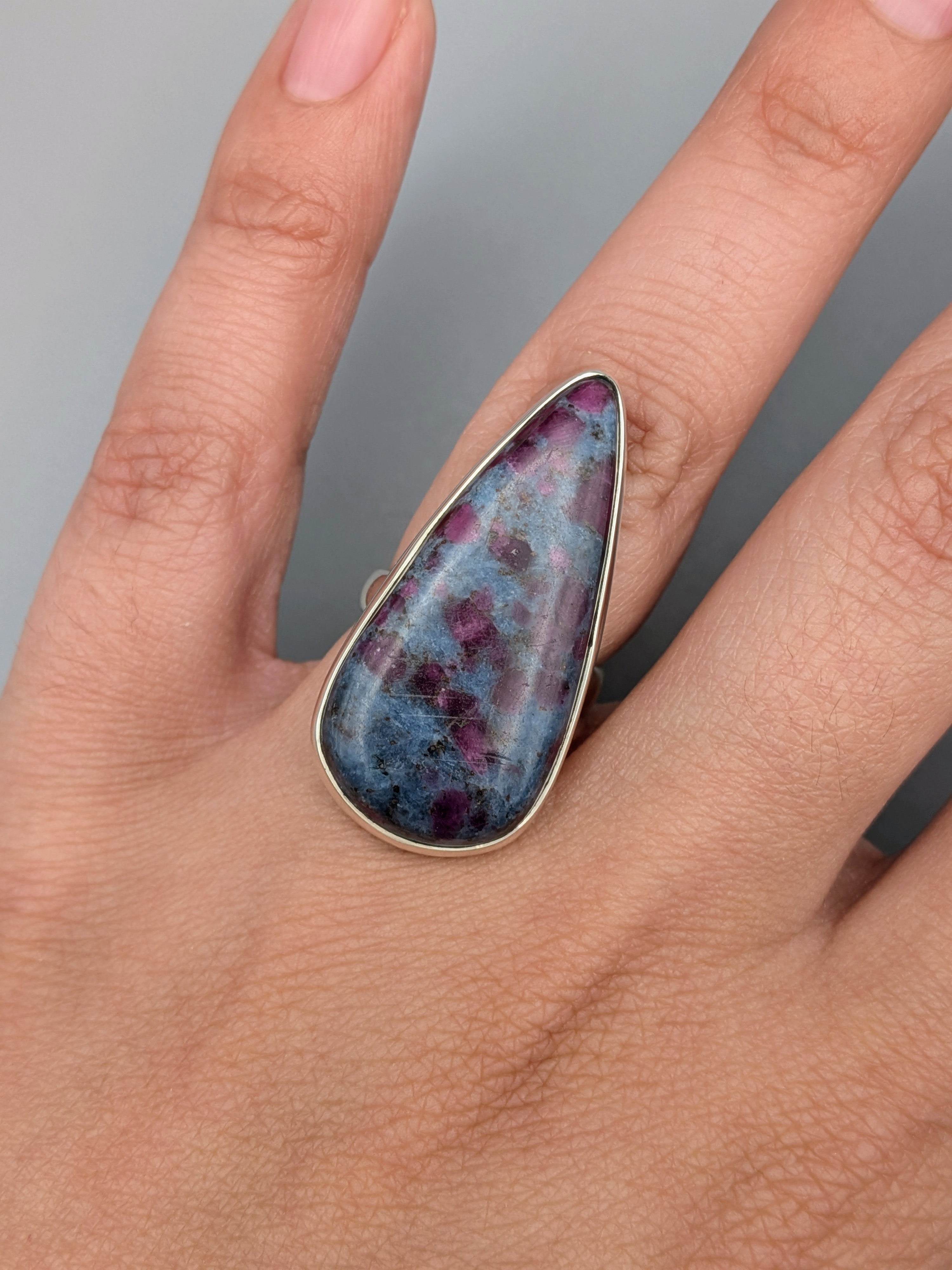 •RUBY KYANITE - TEAR• simple bezel silver ring (size 5.75)