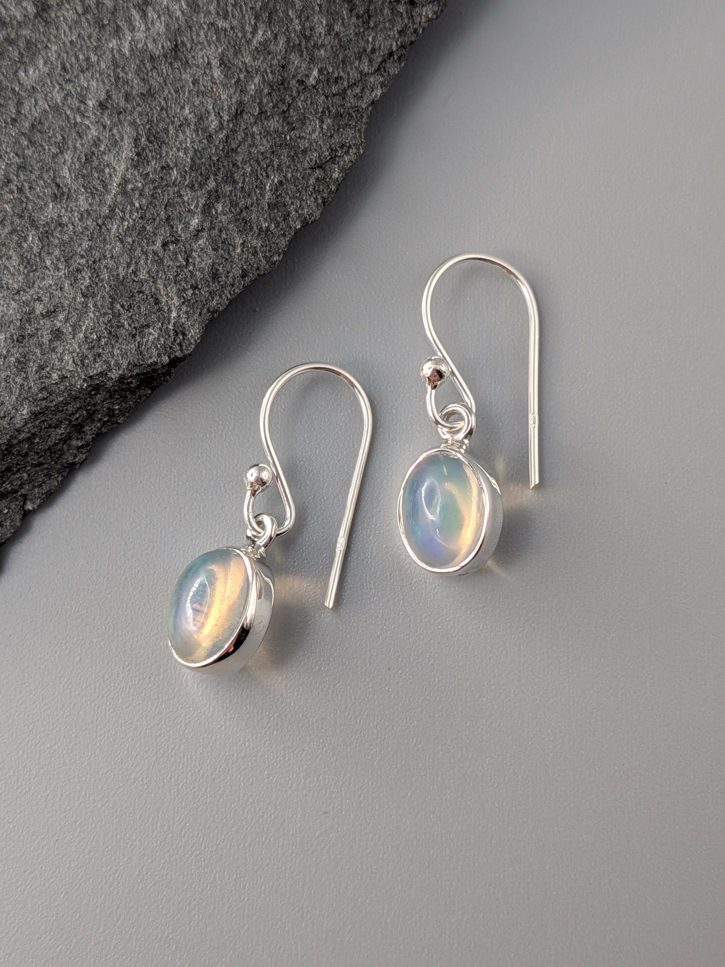 •ETHIOPIAN OPAL OVAL - 2• silver dangle earrings