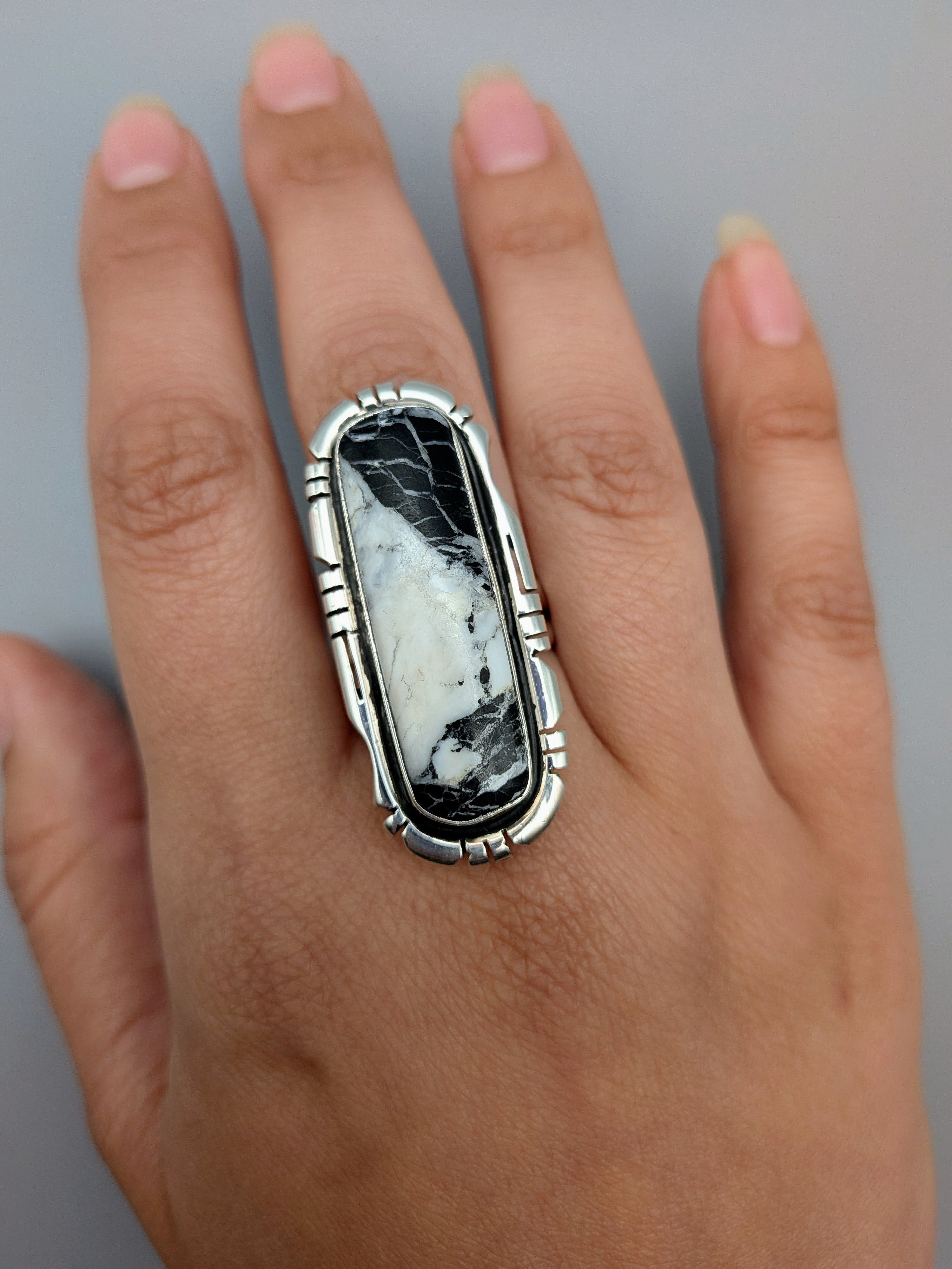 •WHITE BUFFALO TURQUOISE - STORM• Navajo adjustable silver ring