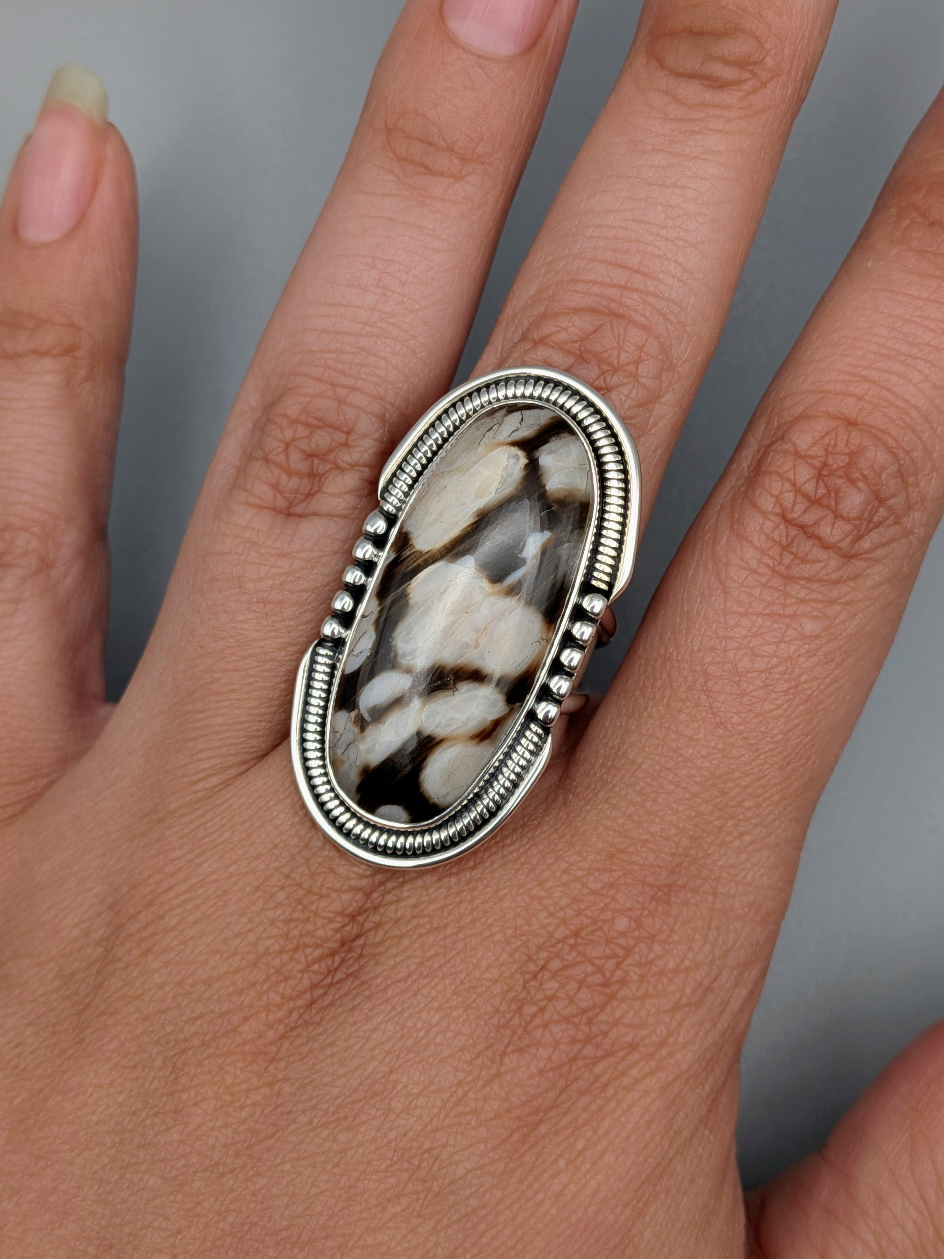 •PETRIFIED PEANUT WOOD - INTERSTELLAR• split band silver ring (size 7.75)
