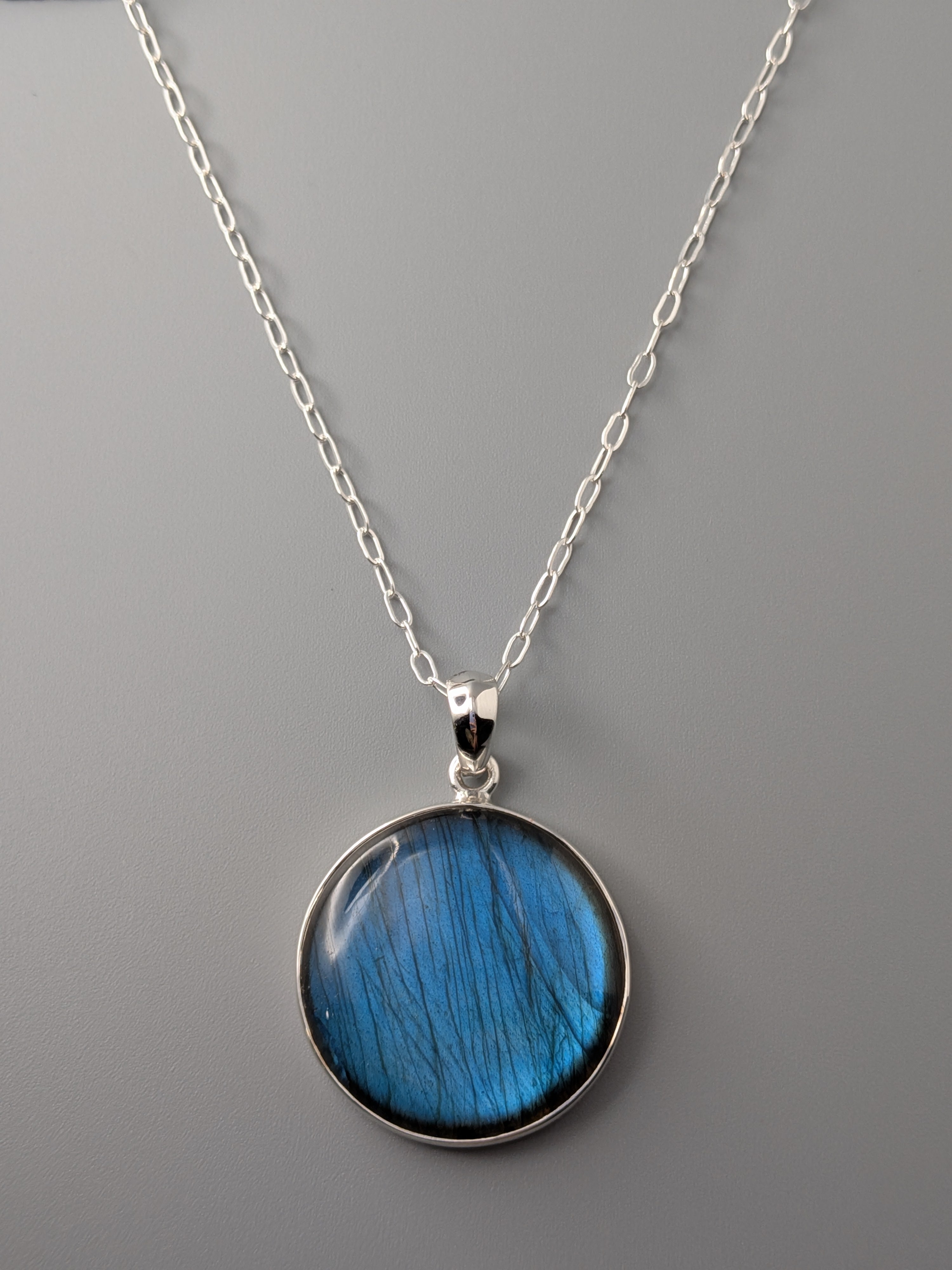 •LABRADORITE CIRCLE• sterling silver pendant