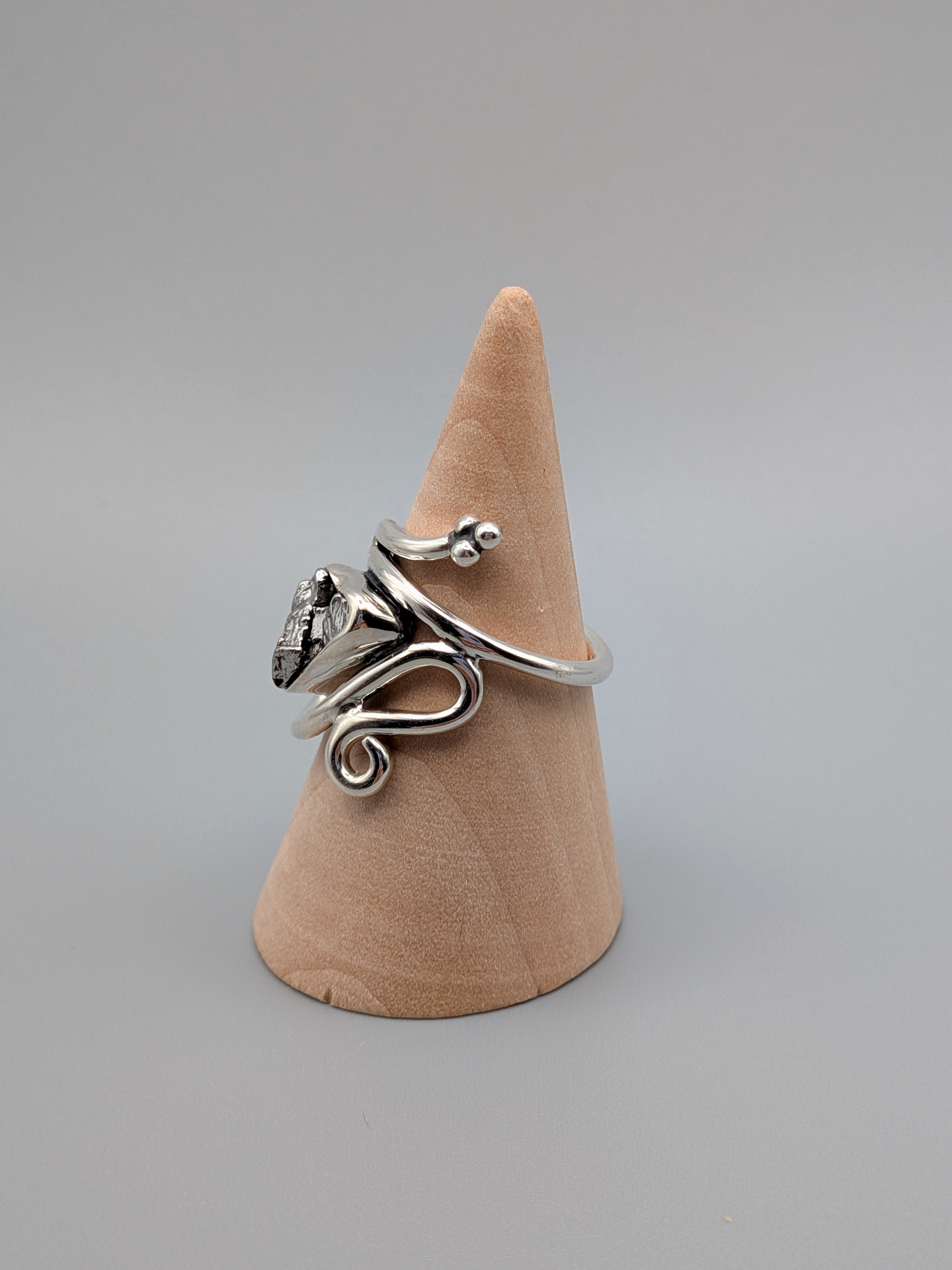 •METEORITE FREEFORM - FLOW• simple bezel silver ring (various sizes)