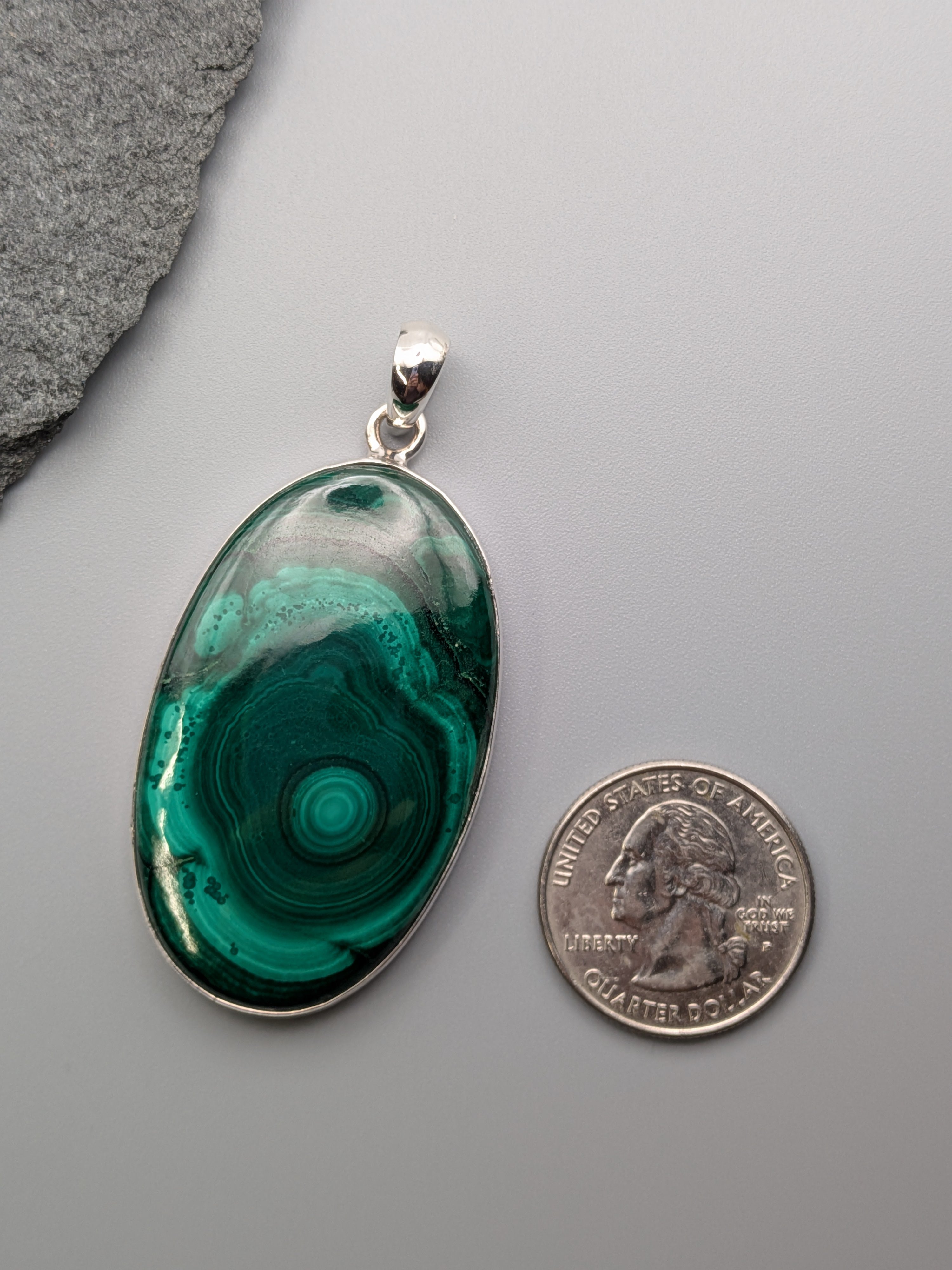 •MALACHITE - MEDIUM OVAL• sterling silver pendant