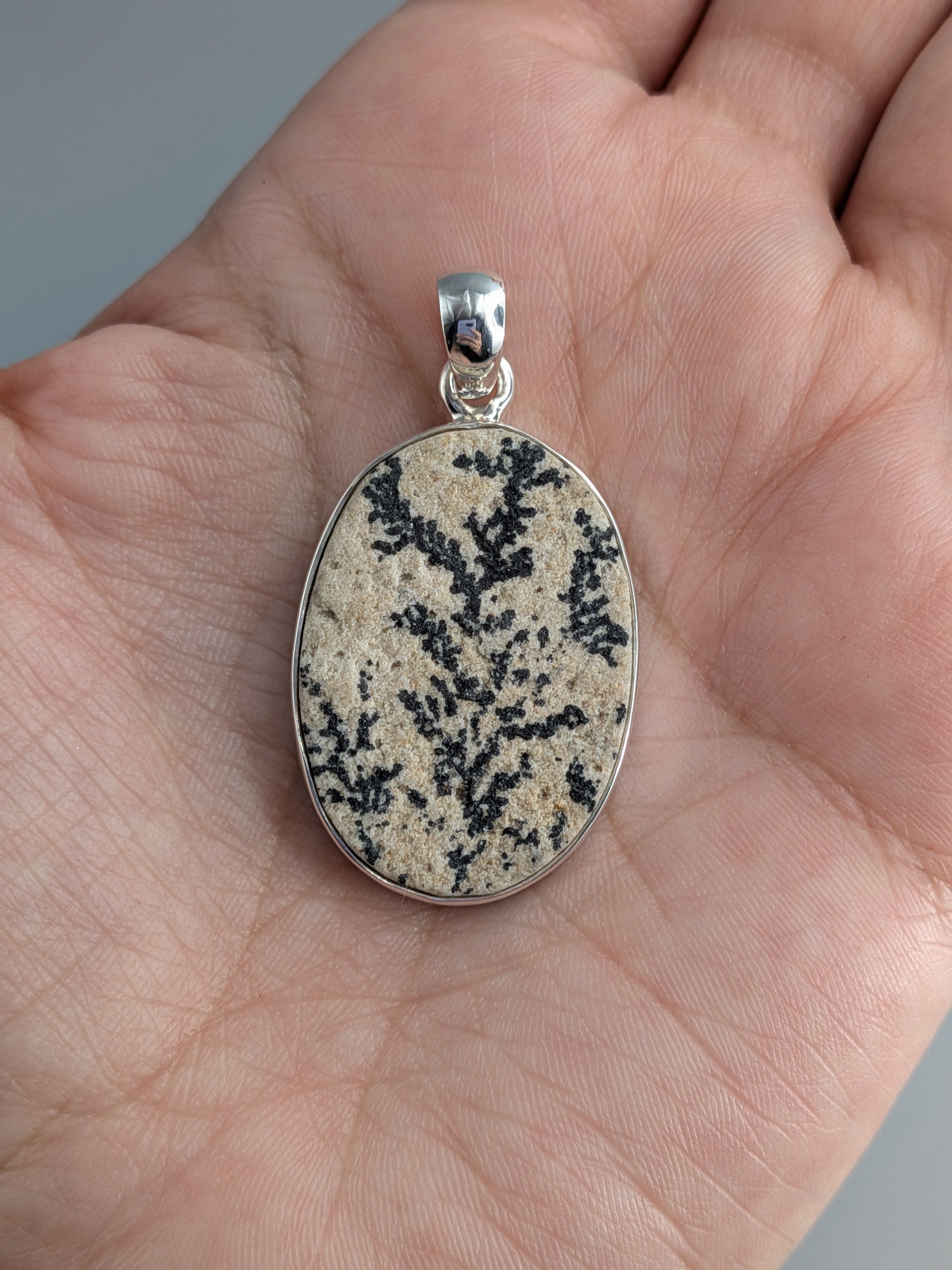 •DENDRITIC SANDSTONE - SMALL OVAL• sterling silver pendant