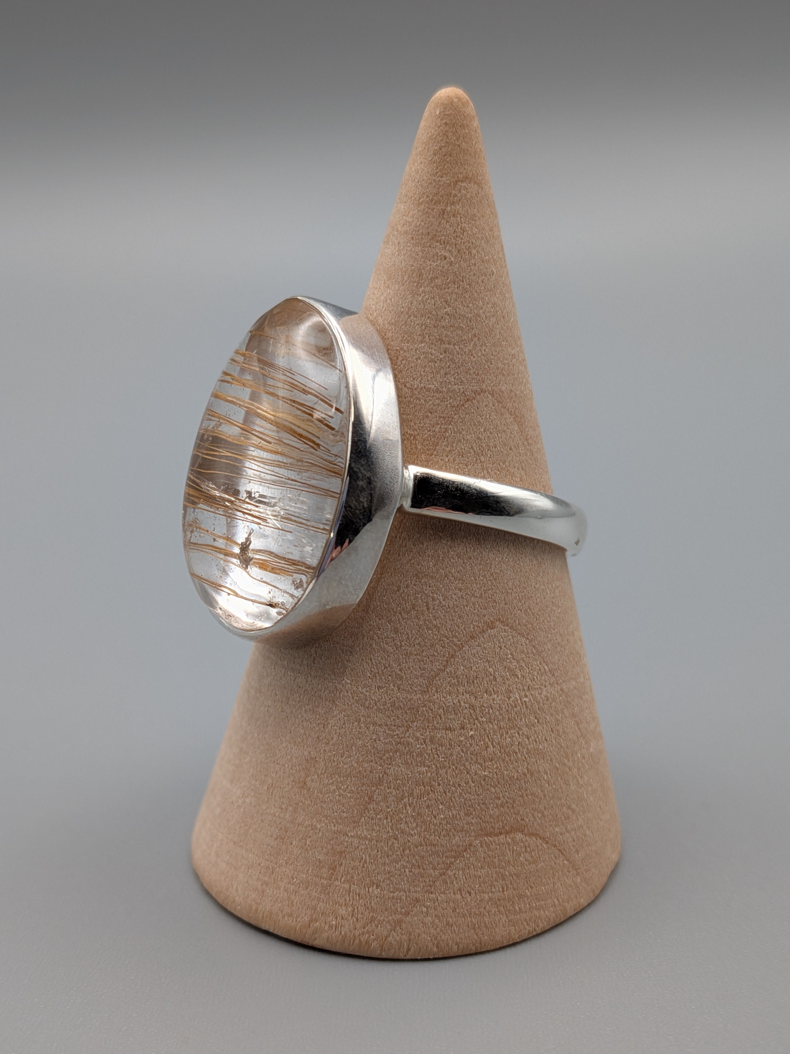 •RUTILATED QUARTZ - OVAL• simple bezel silver ring (size 9.75)