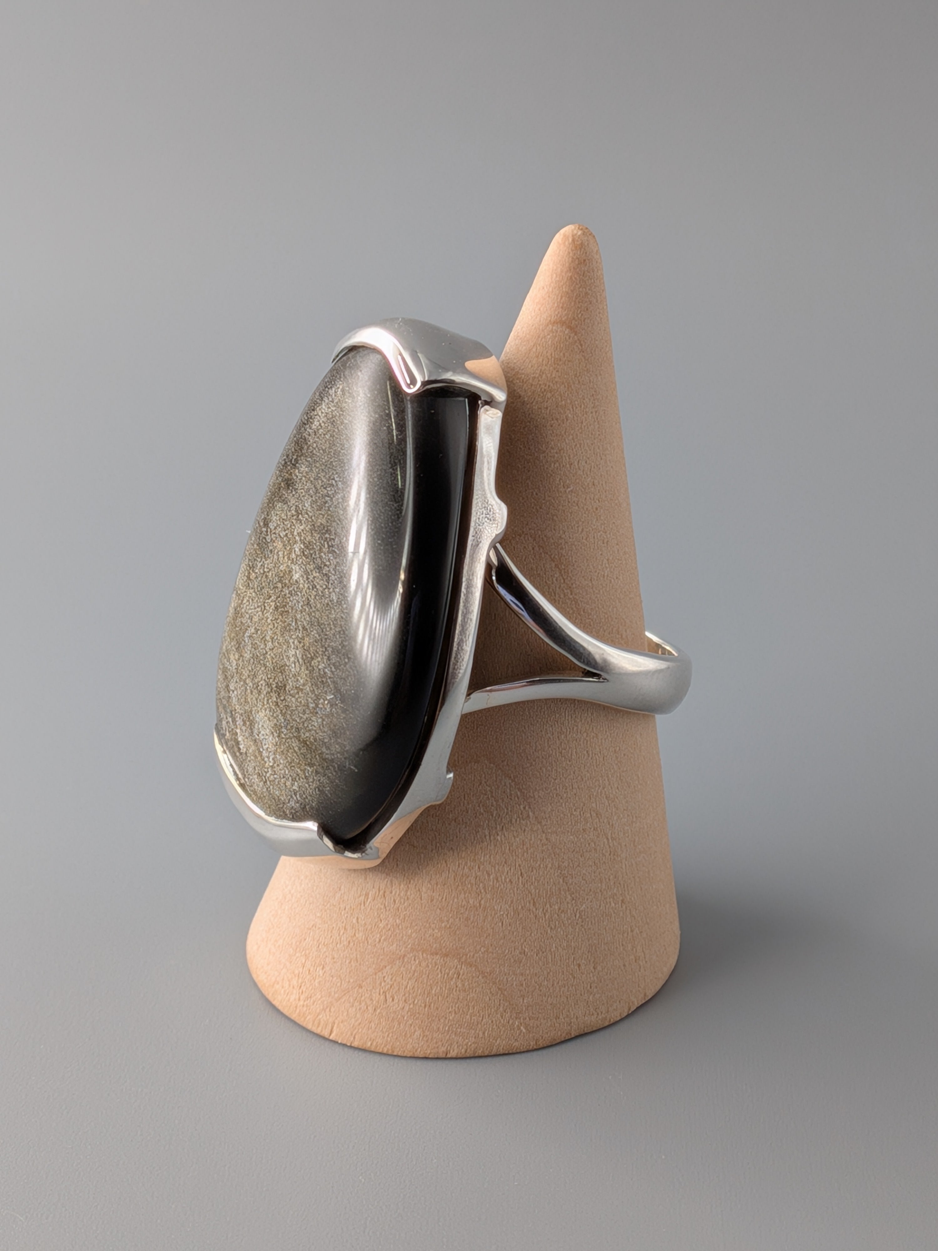 •GOLD SHEEN OBSIDIAN - OVAL• bezel capped silver ring (size 9.75)