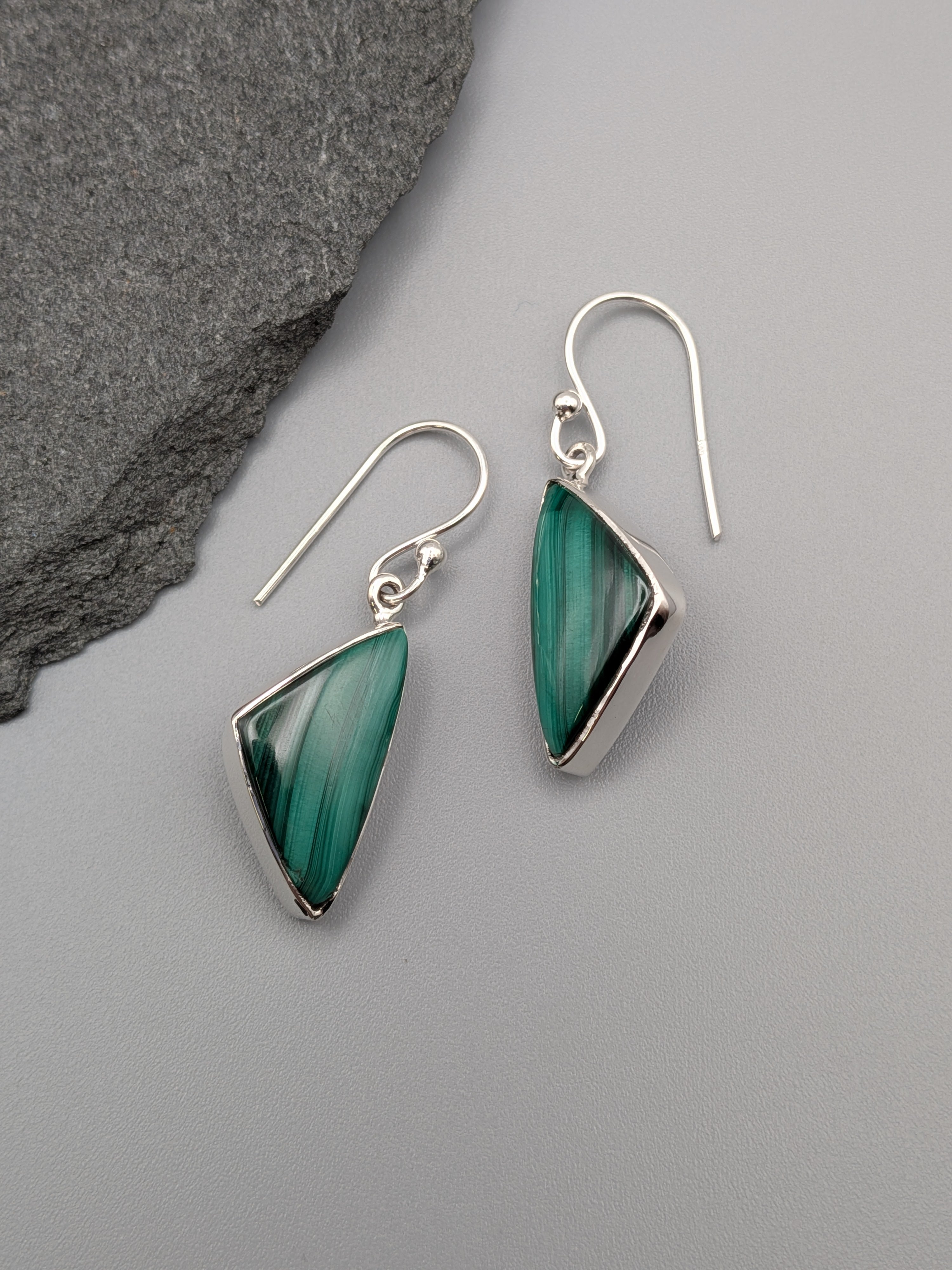 •MALACHITE - SOFT TRIANGLE• silver dangle earrings