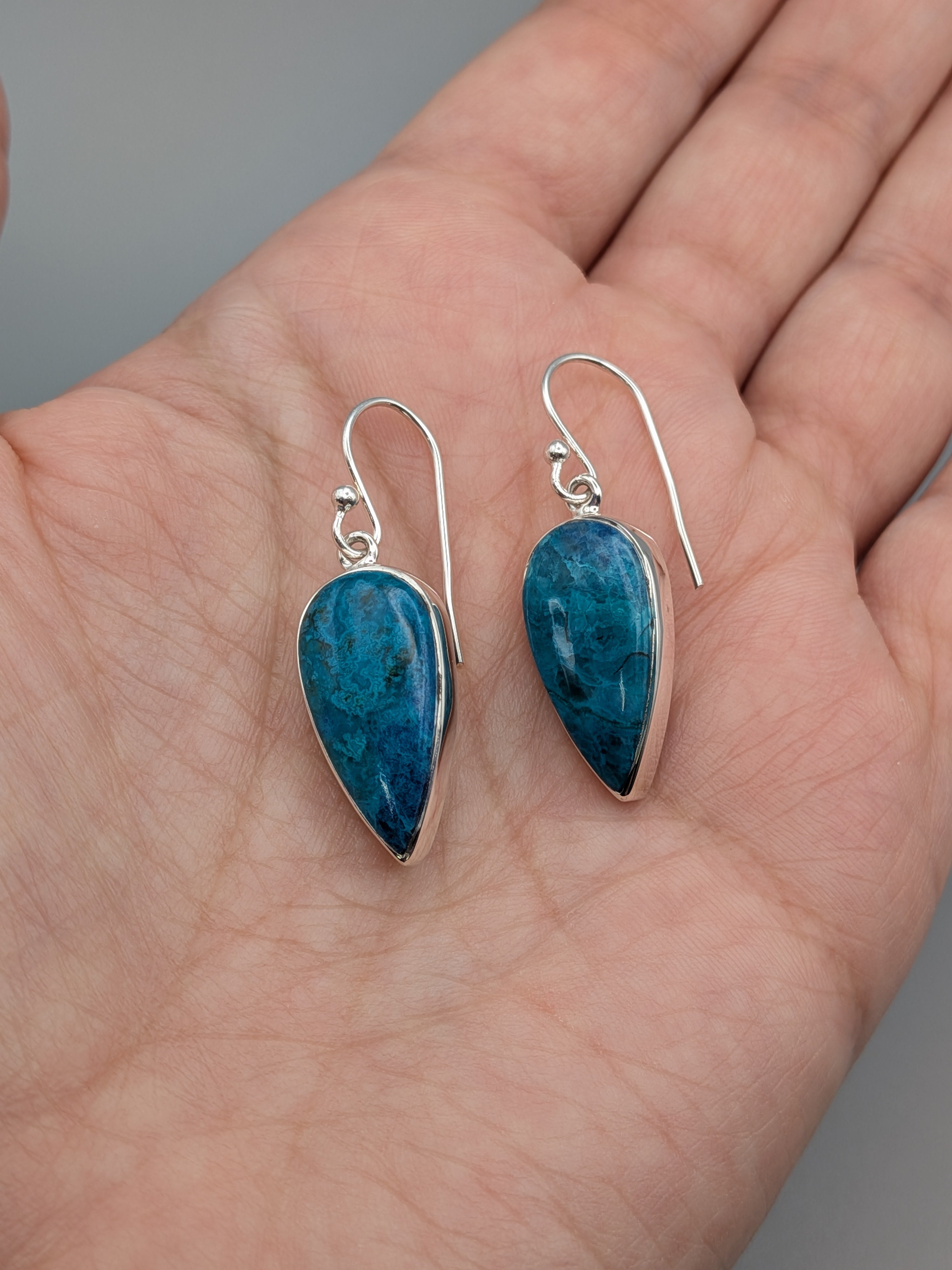 •SHATTUCKITE SPEAR TEAR - 2• silver dangle earrings