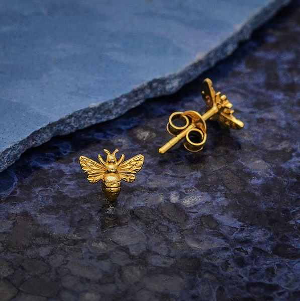 •LIL' BEE• shiny gold vermeil stud earrings