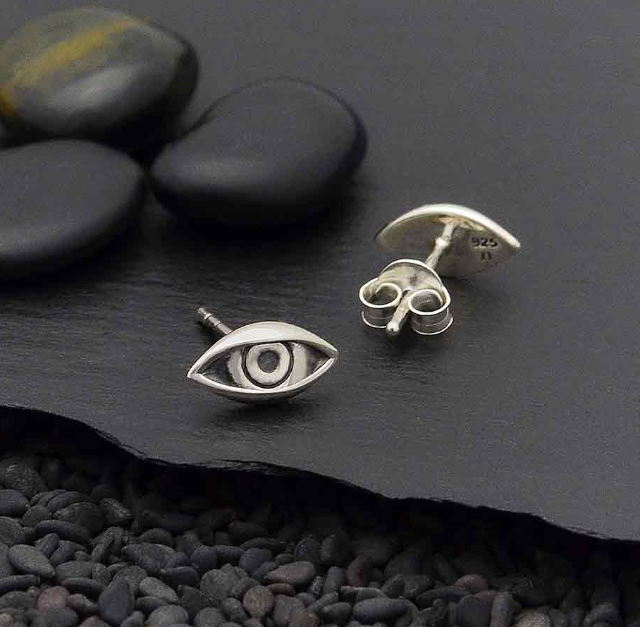 •PROTECTIVE EYE• silver stud earrings