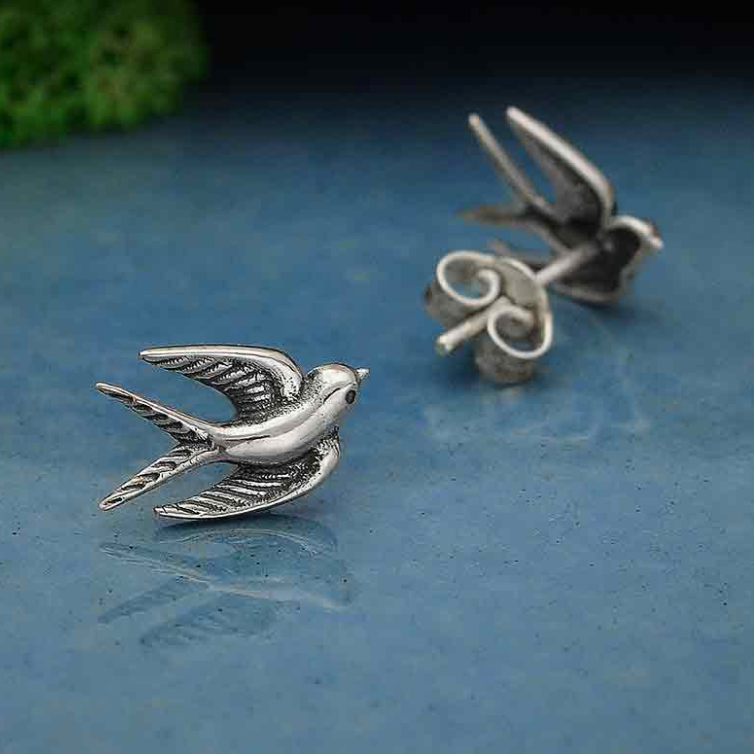 •LIL' SWALLOW• silver stud earrings