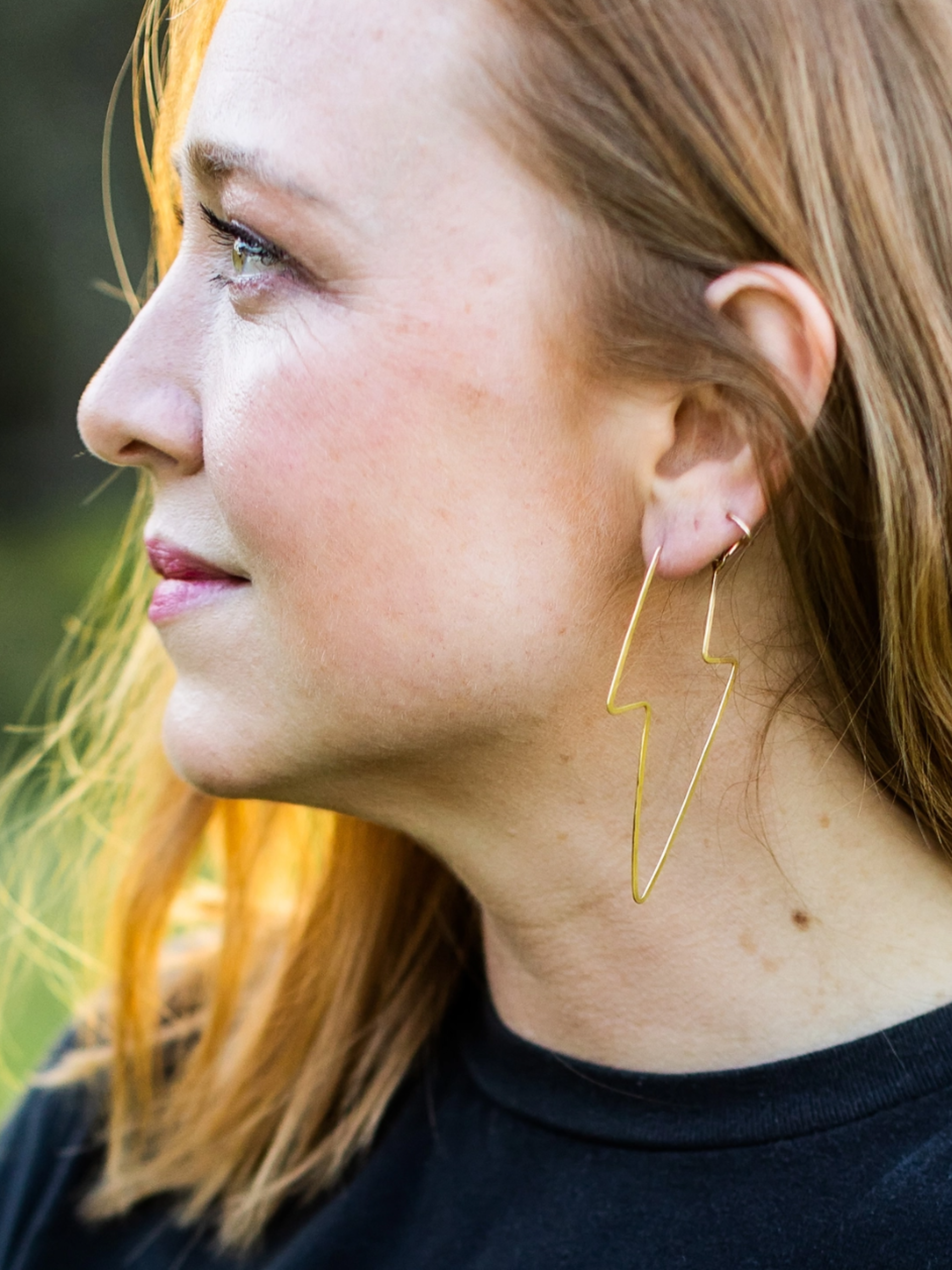 •BOLT• gold hoop earrings