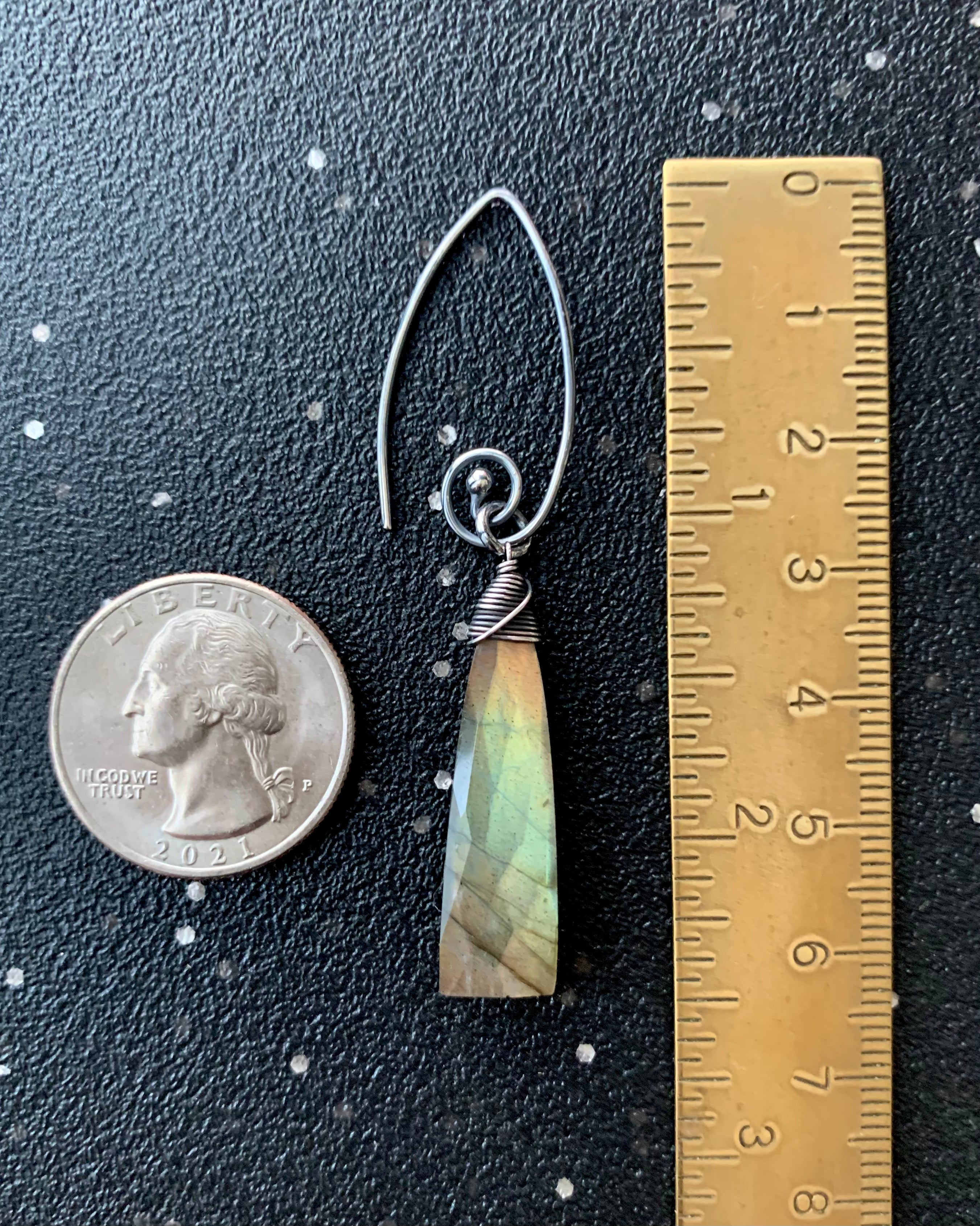 •UNDERCURRENT• labradorite silver dangle earrings