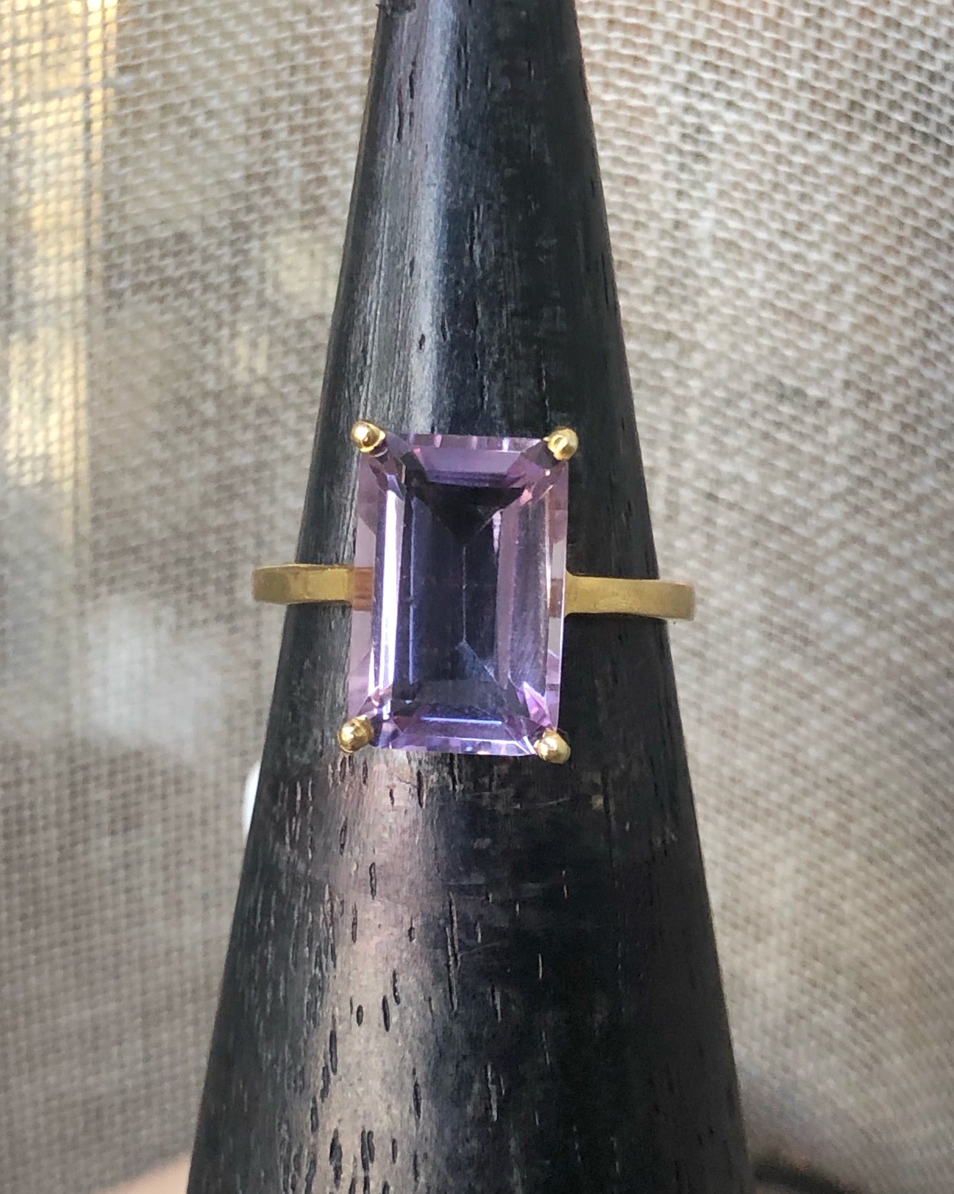 • RESERVED • thomasiana