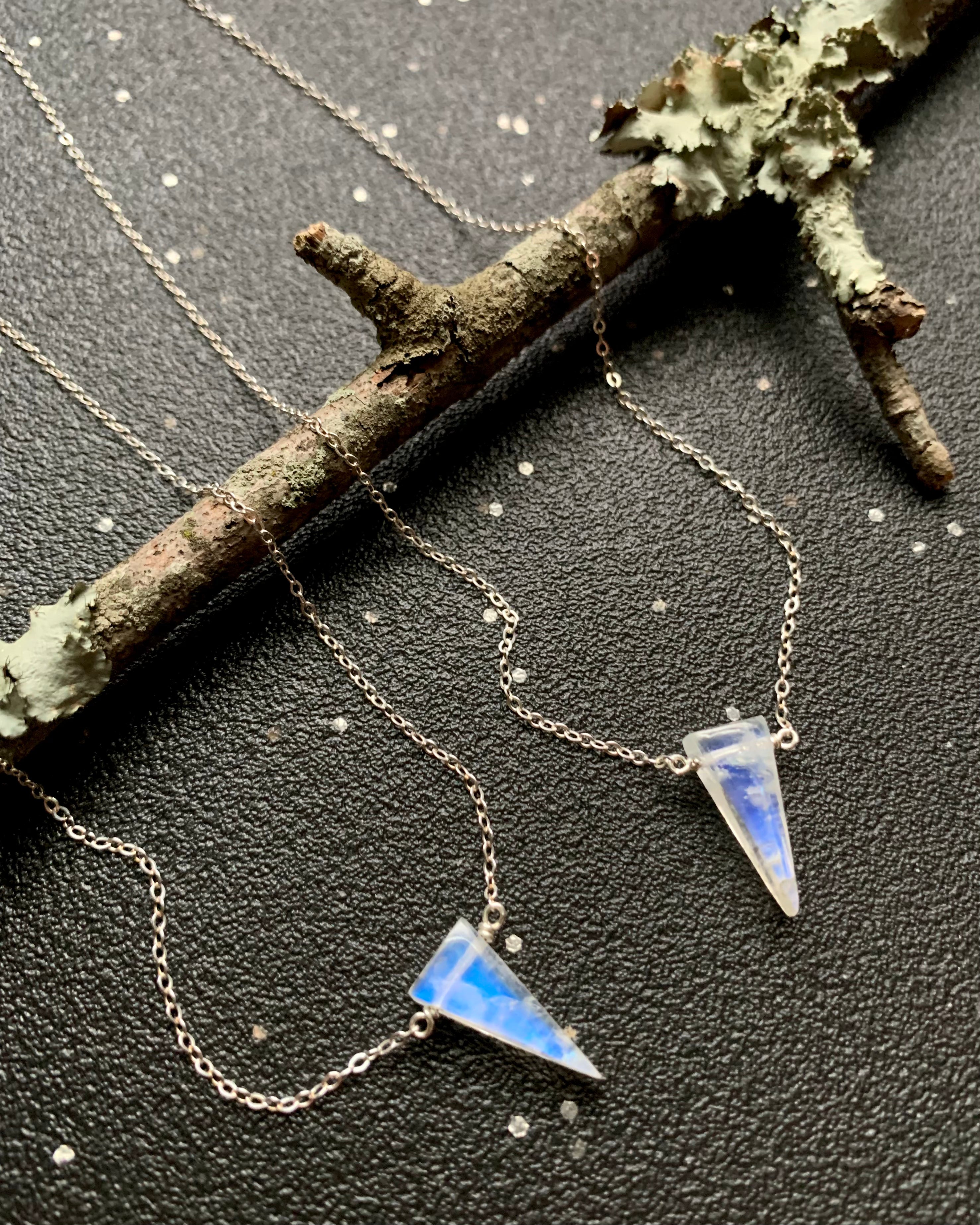 •STRAY• small rainbow moonstone fang + silver necklace (various lengths)