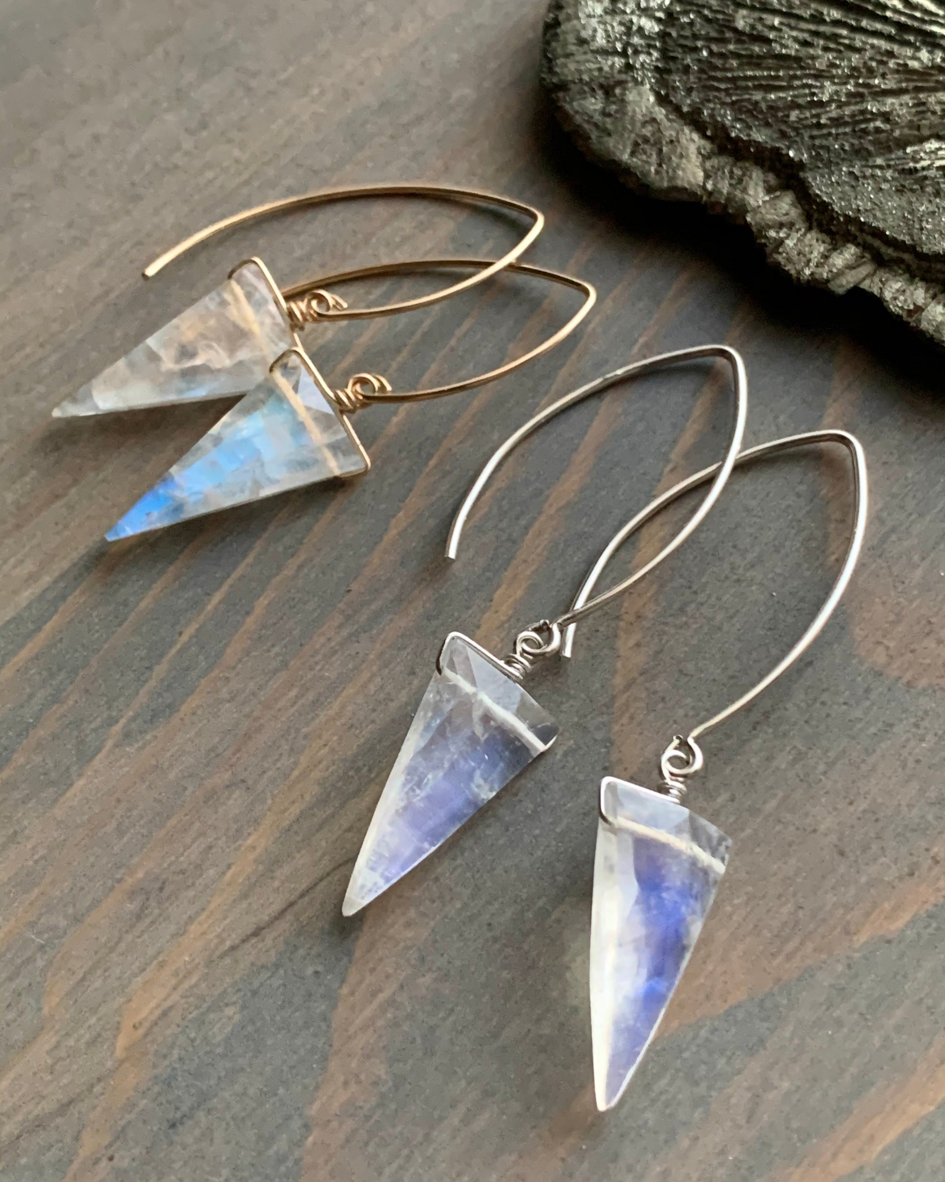 • STRAY - FANGS • rainbow moonstone simple silver or gold earrings