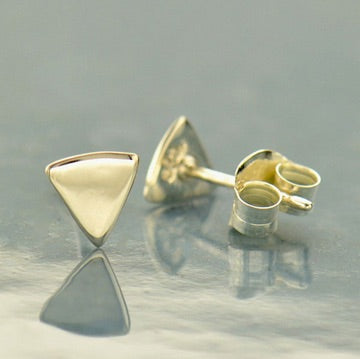•FLAT TRIANGLE• silver stud earrings