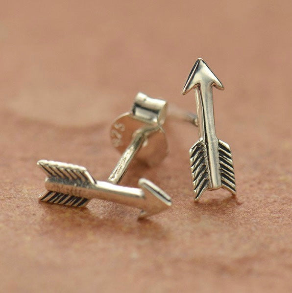 • LITTLE ARROW • silver stud earrings
