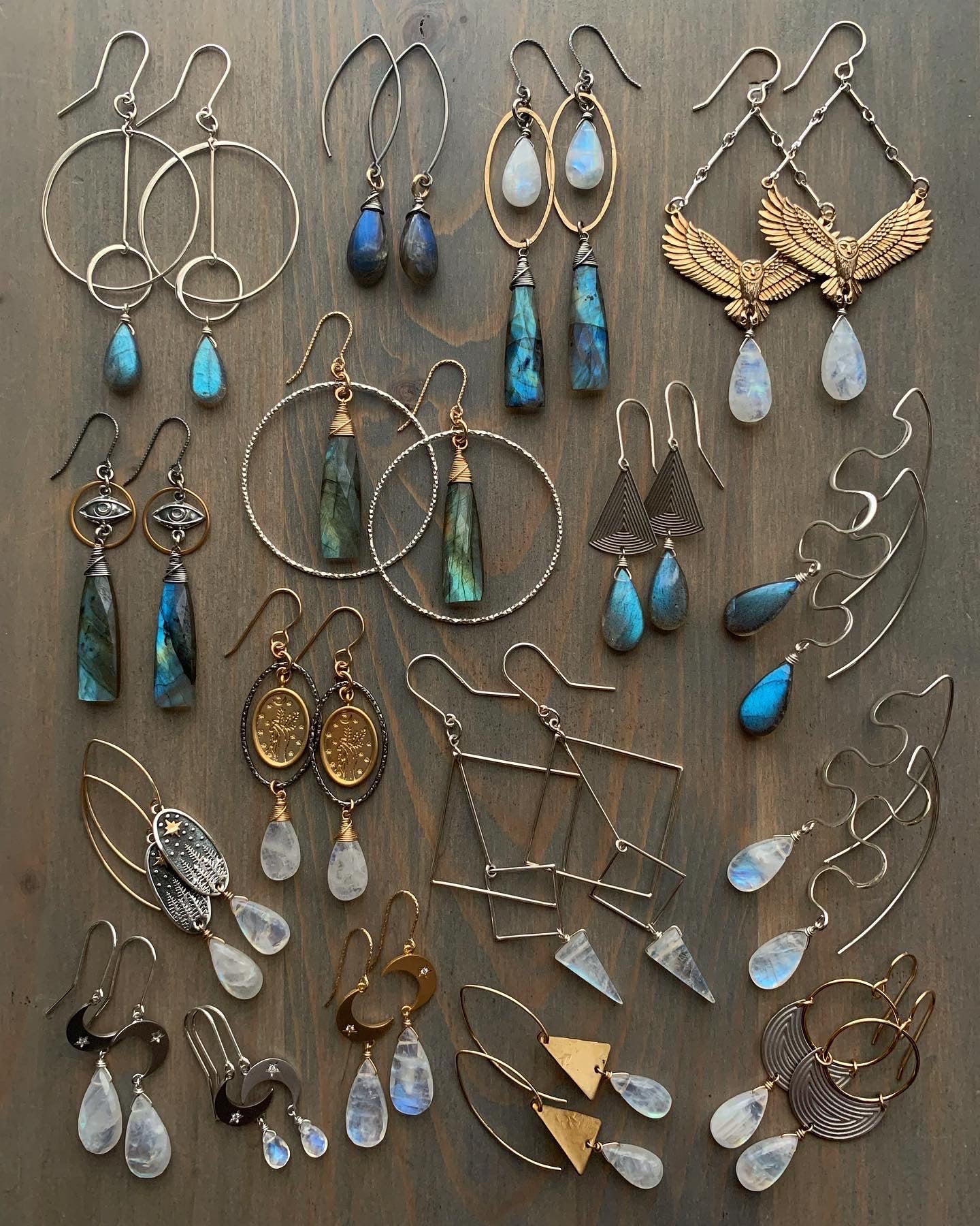 • MOON GUIDE • rainbow moonstone silver earrings