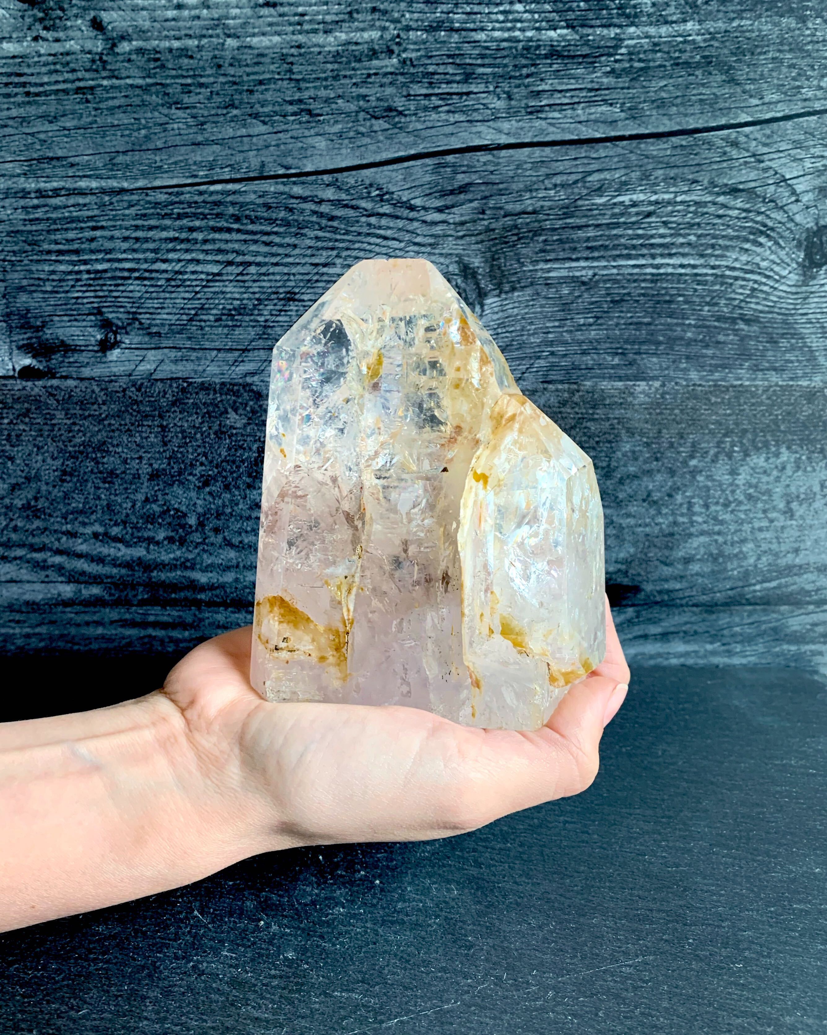• QUARTZ • ALTAR STONE