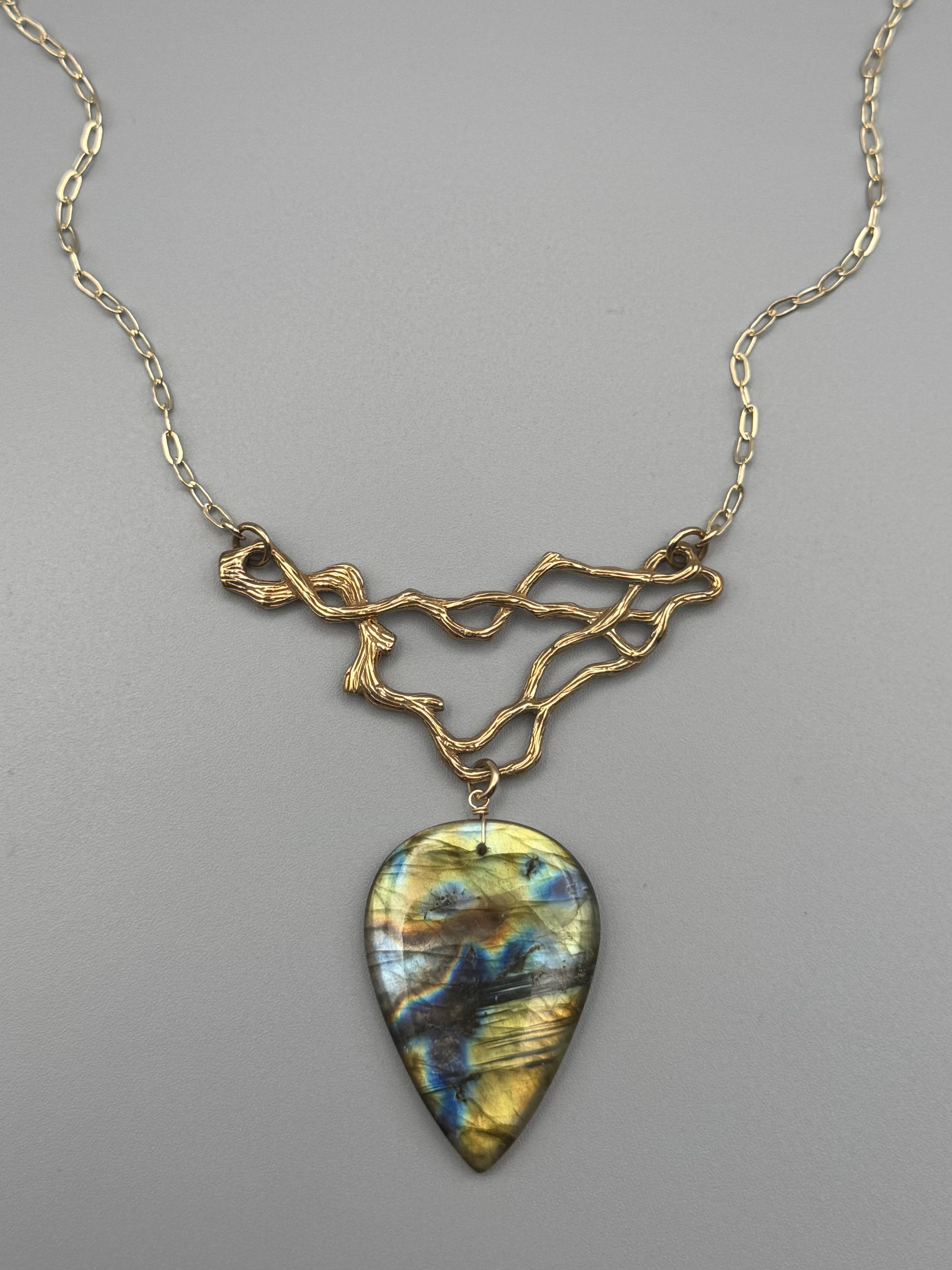 •TSIN• labradorite spear tear + gold necklace (18"-20" long)