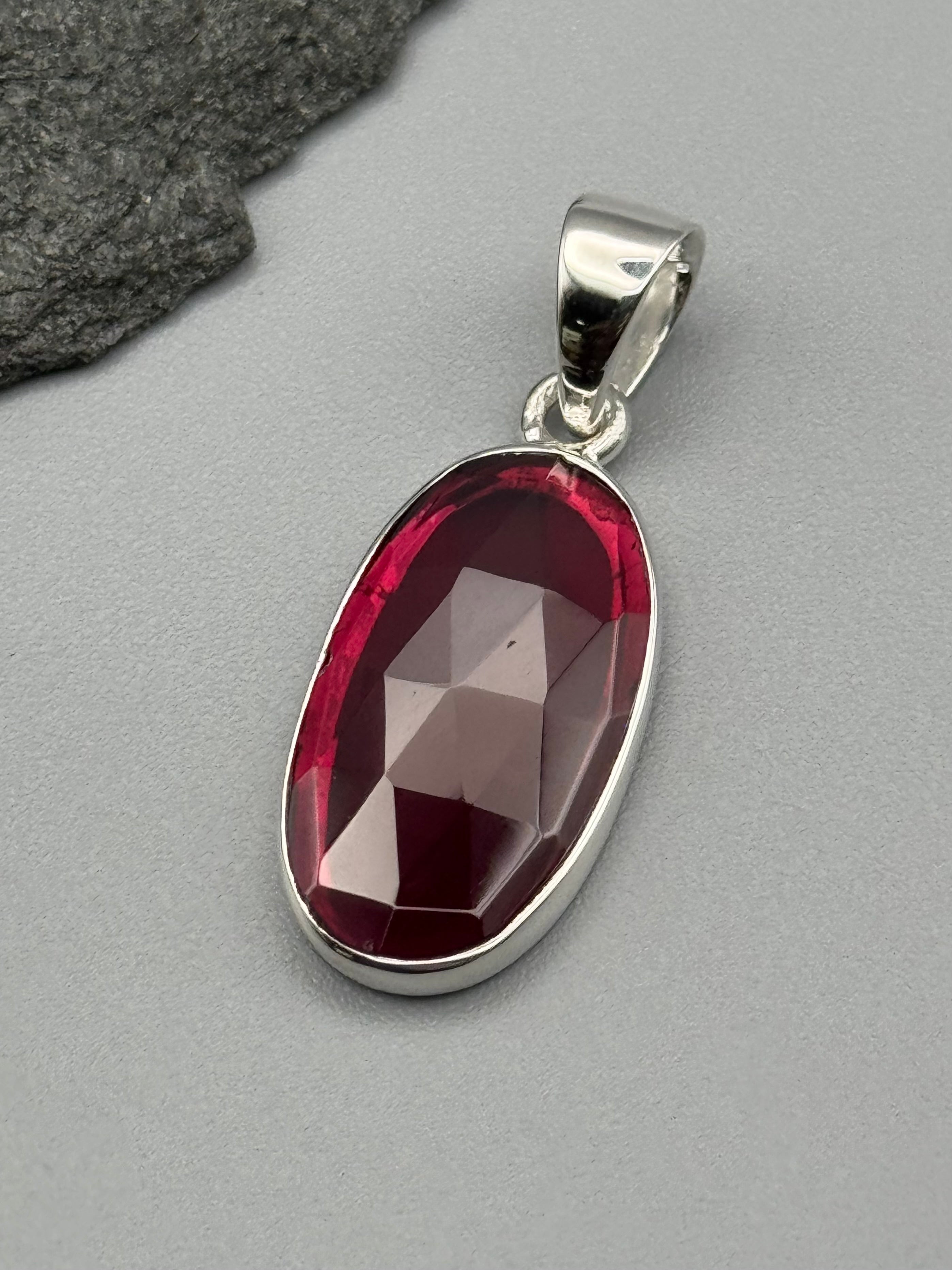 •GARNET - FACETED OVAL• sterling silver pendant