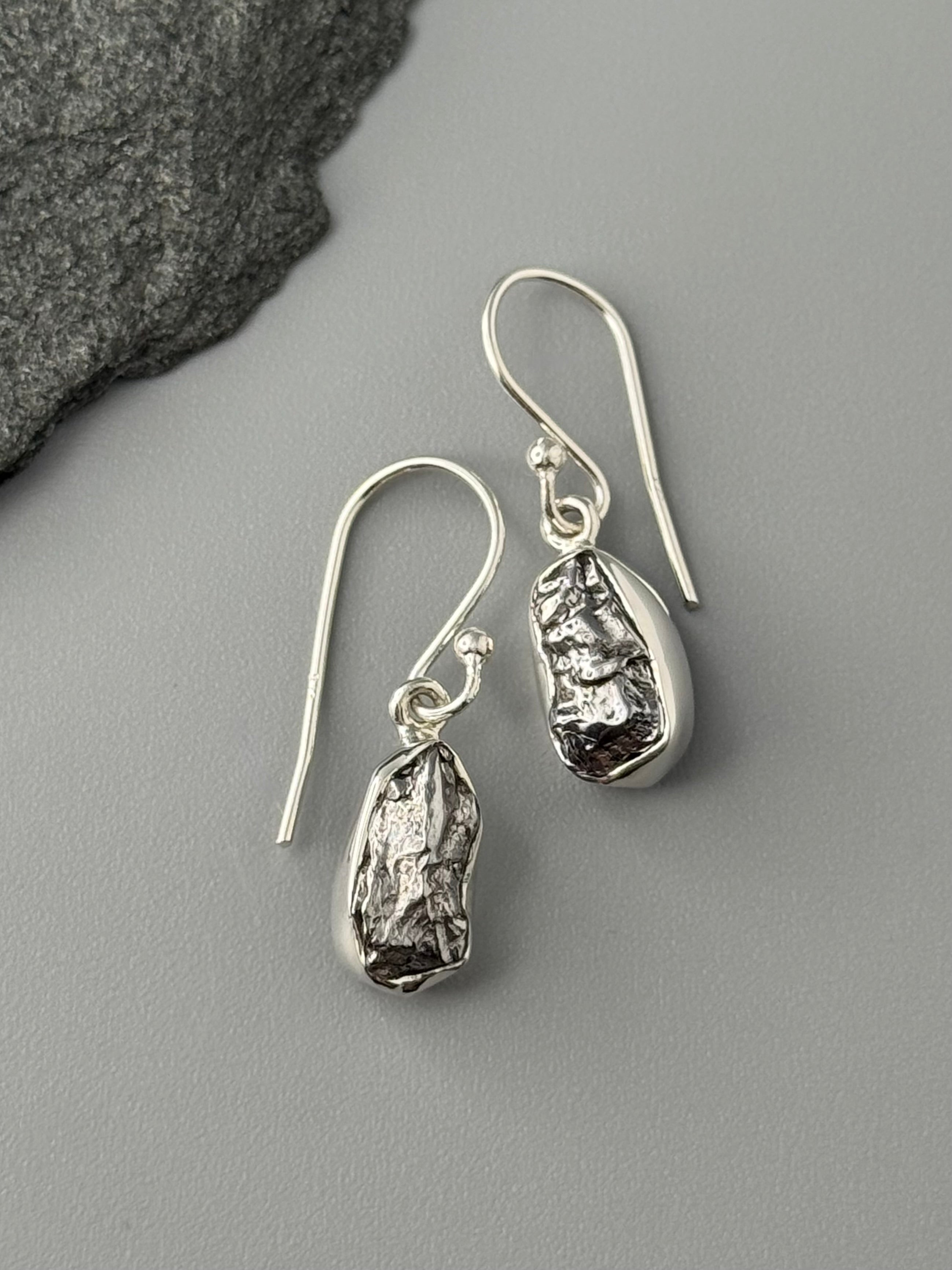 •METEORITE - FREEFORM - 1• silver dangle earrings