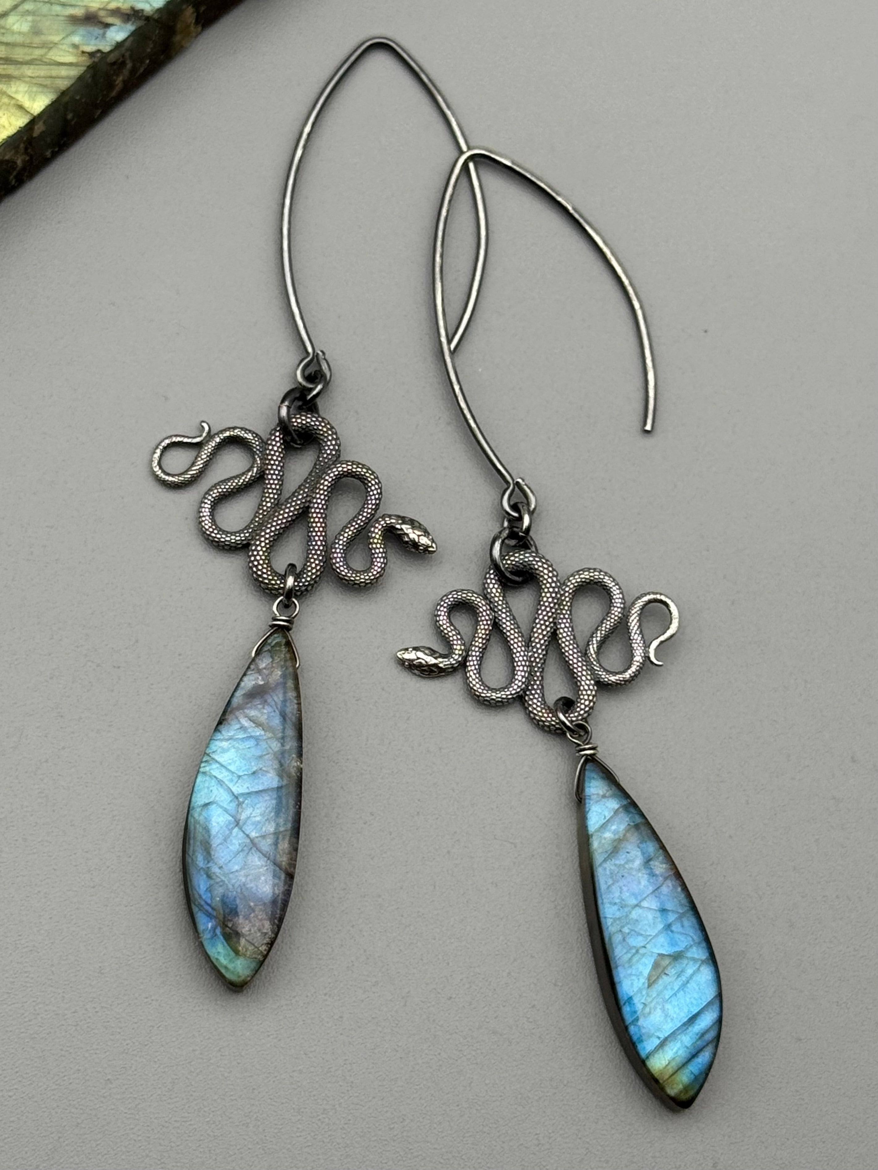 •SIDEWINDER• labradorite + silver earrings