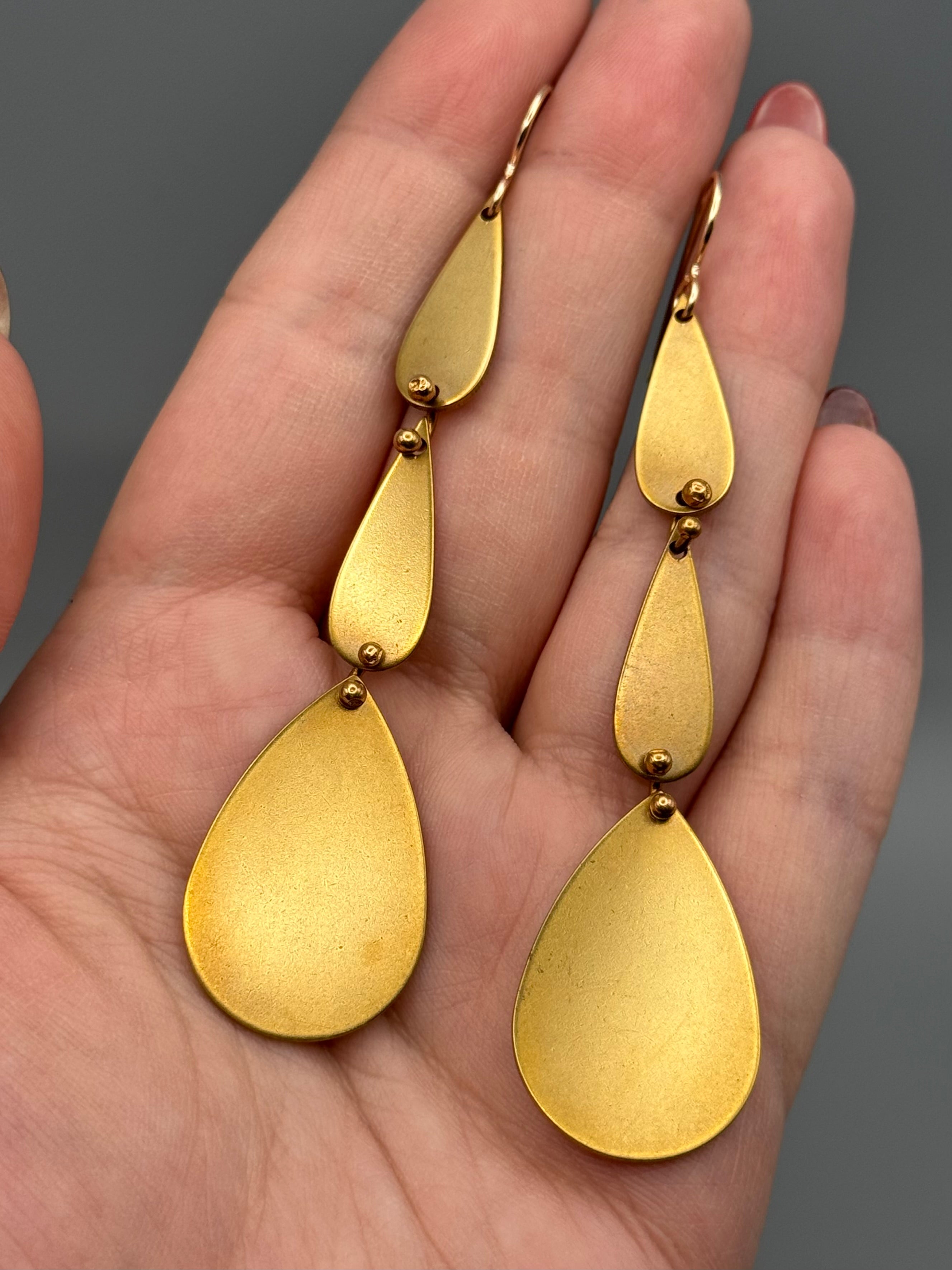 •DOWNPOUR• gold dangle earrings