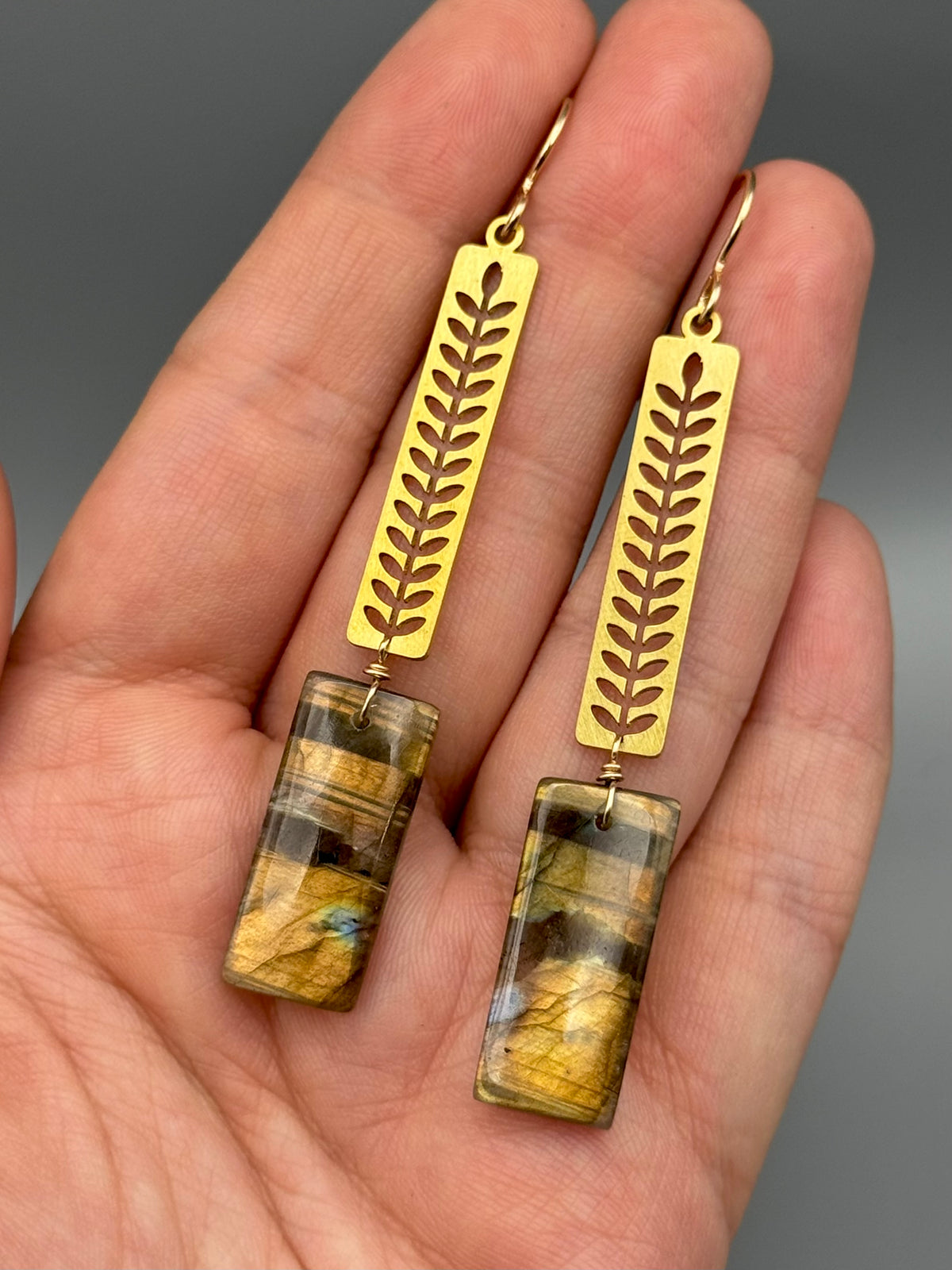 •PROTEA• golden labradorite rectangle + gold earrings