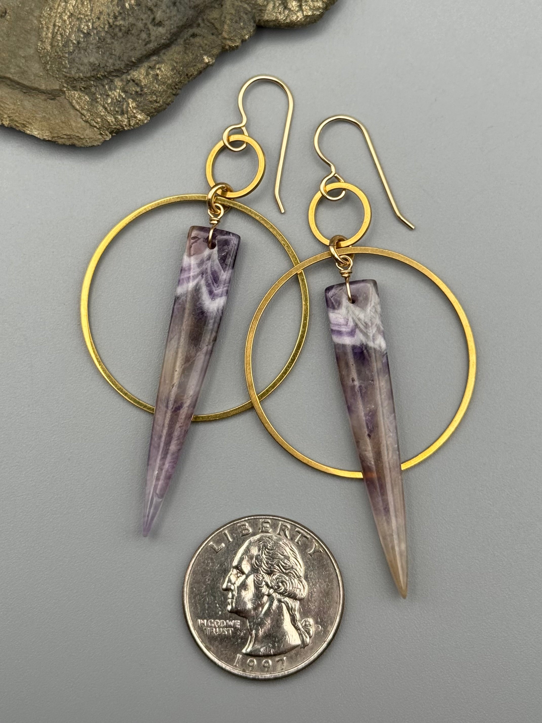 •EQUA-ORBIT• chevron amethyst fang + gold earrings