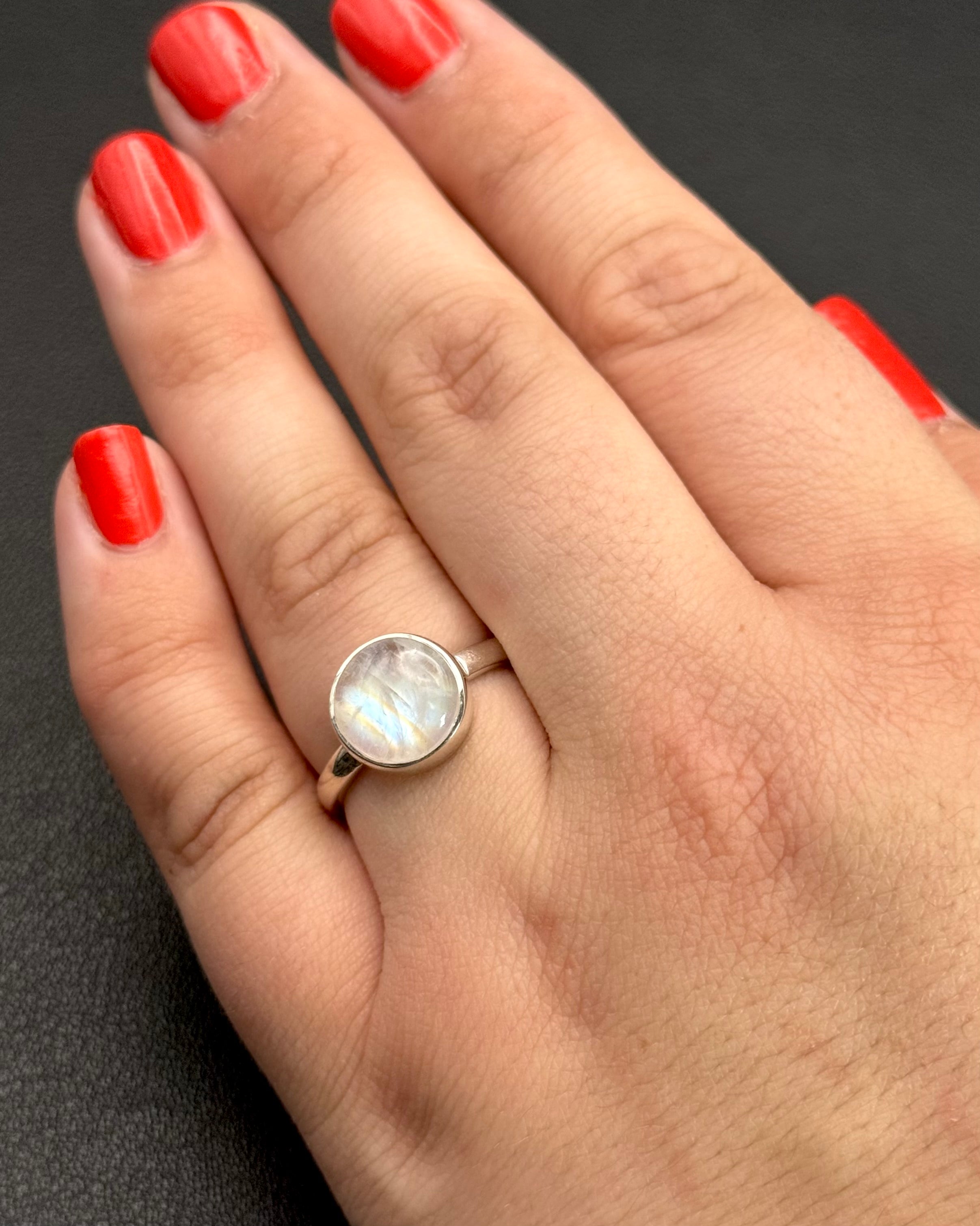 •RAINBOW MOONSTONE - MEDIUM CIRCLE• silver ring (size 8.25)