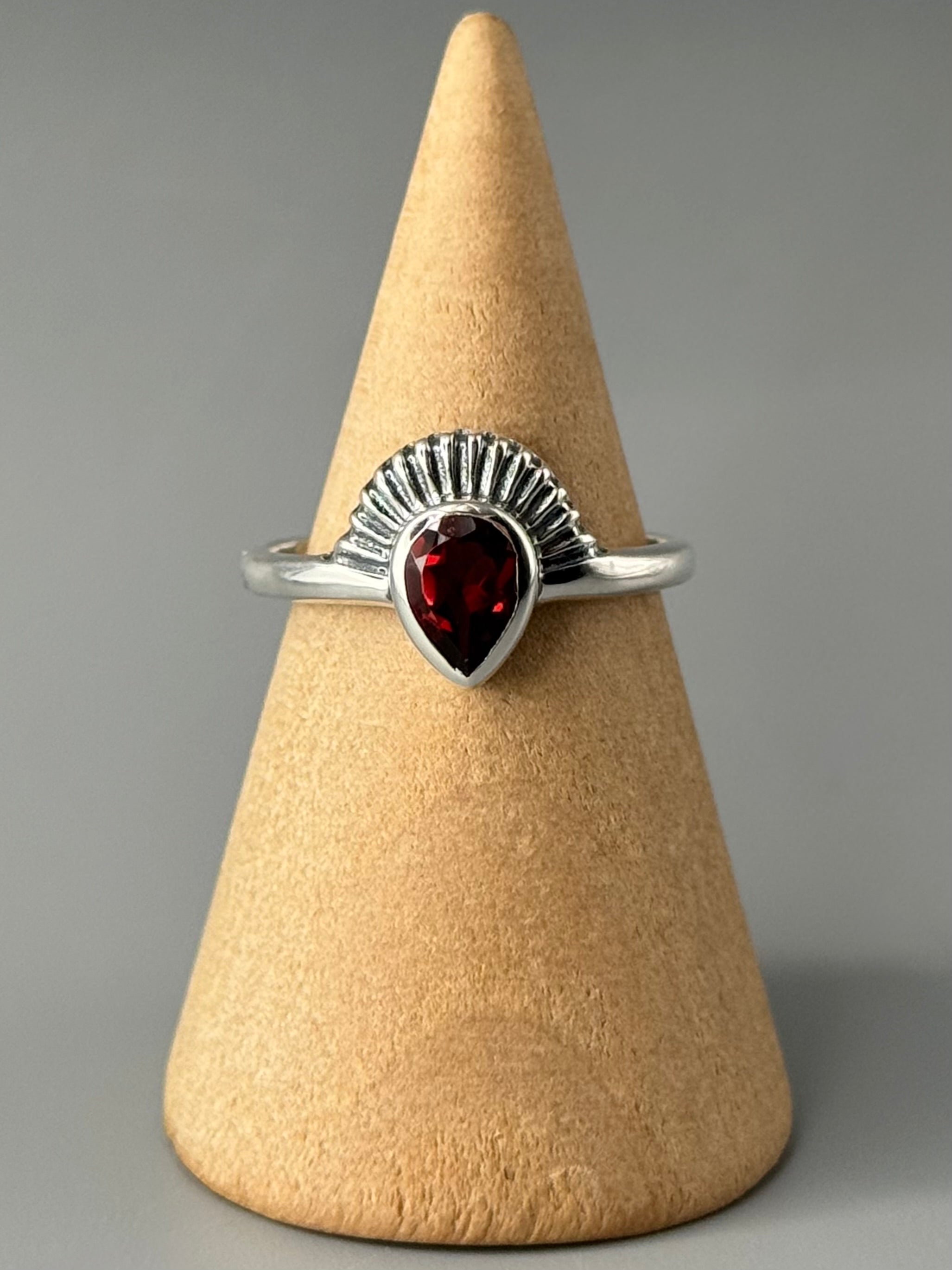 •GARNET - PYRE• sterling silver ring (various sizes)