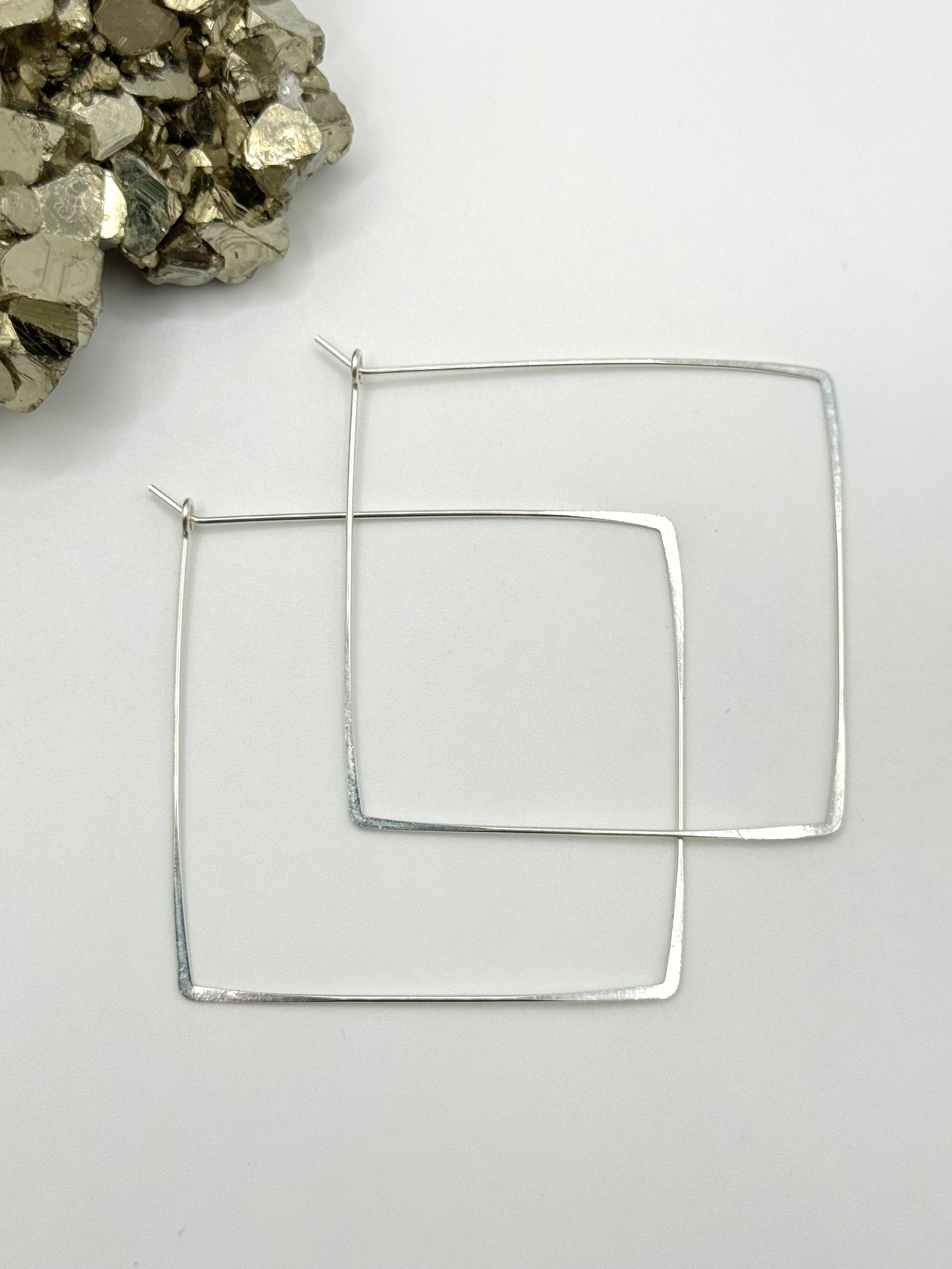 •SQUARE HOOP• silver earrings