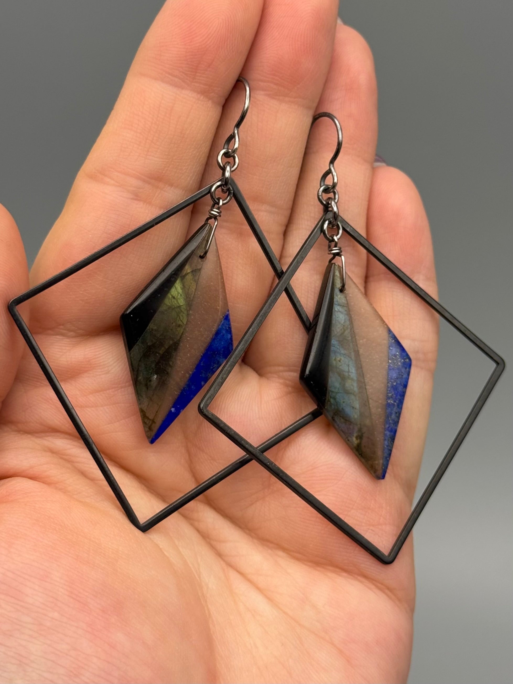 •DIAMOND DANCER• intarsia + silver earrings