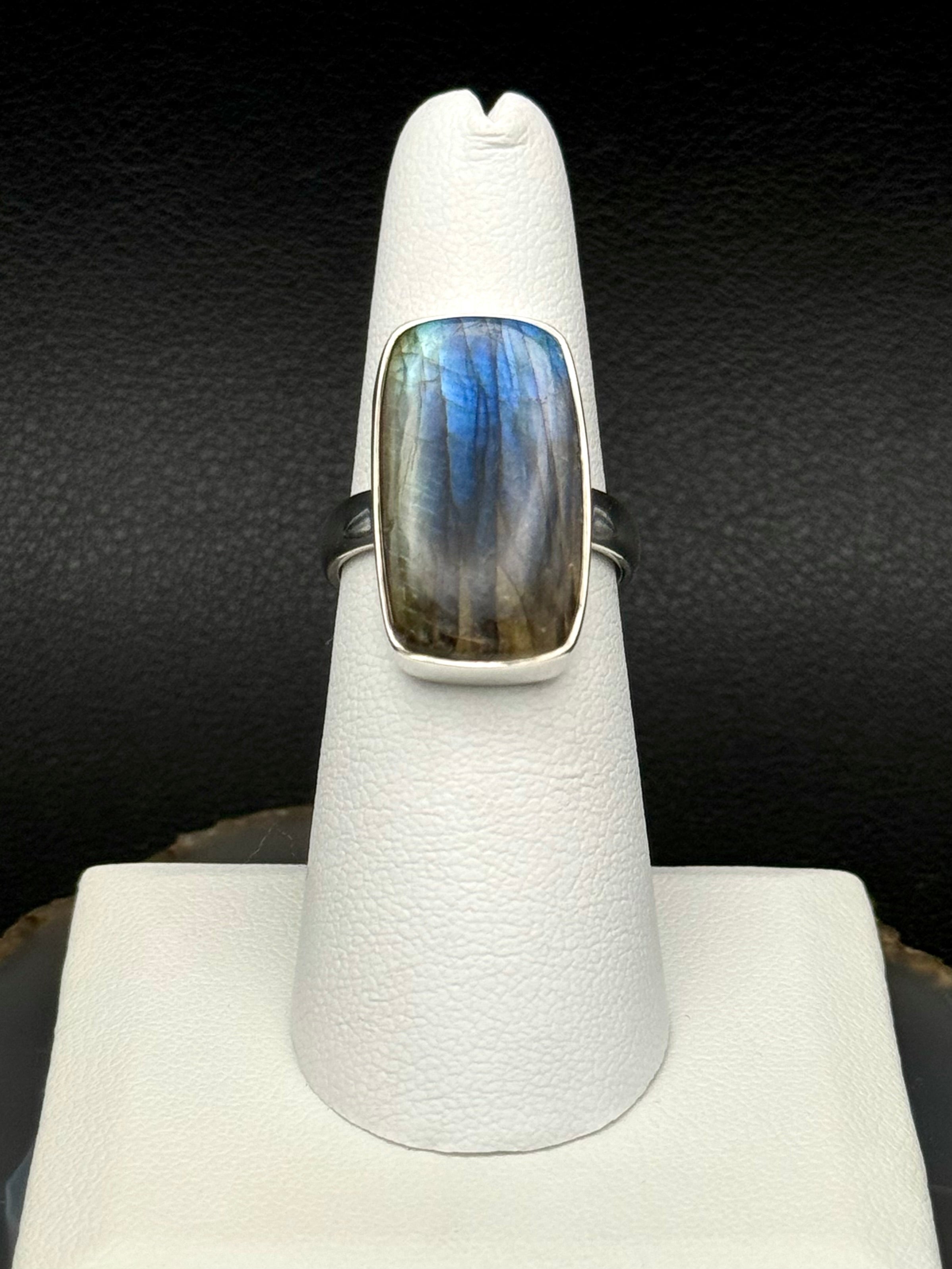 •LABRADORITE - LARGER SOFT RECTANGLE• silver ring (size 7)