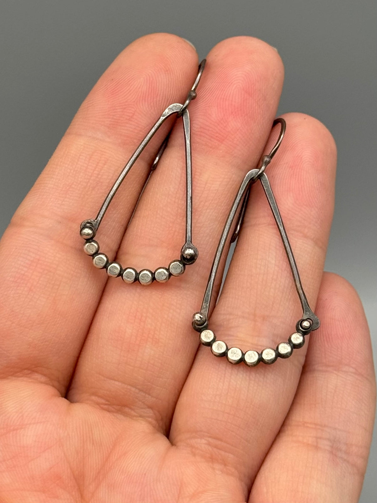 •DOTTED PENDULUM• oxidized silver dangle earrings
