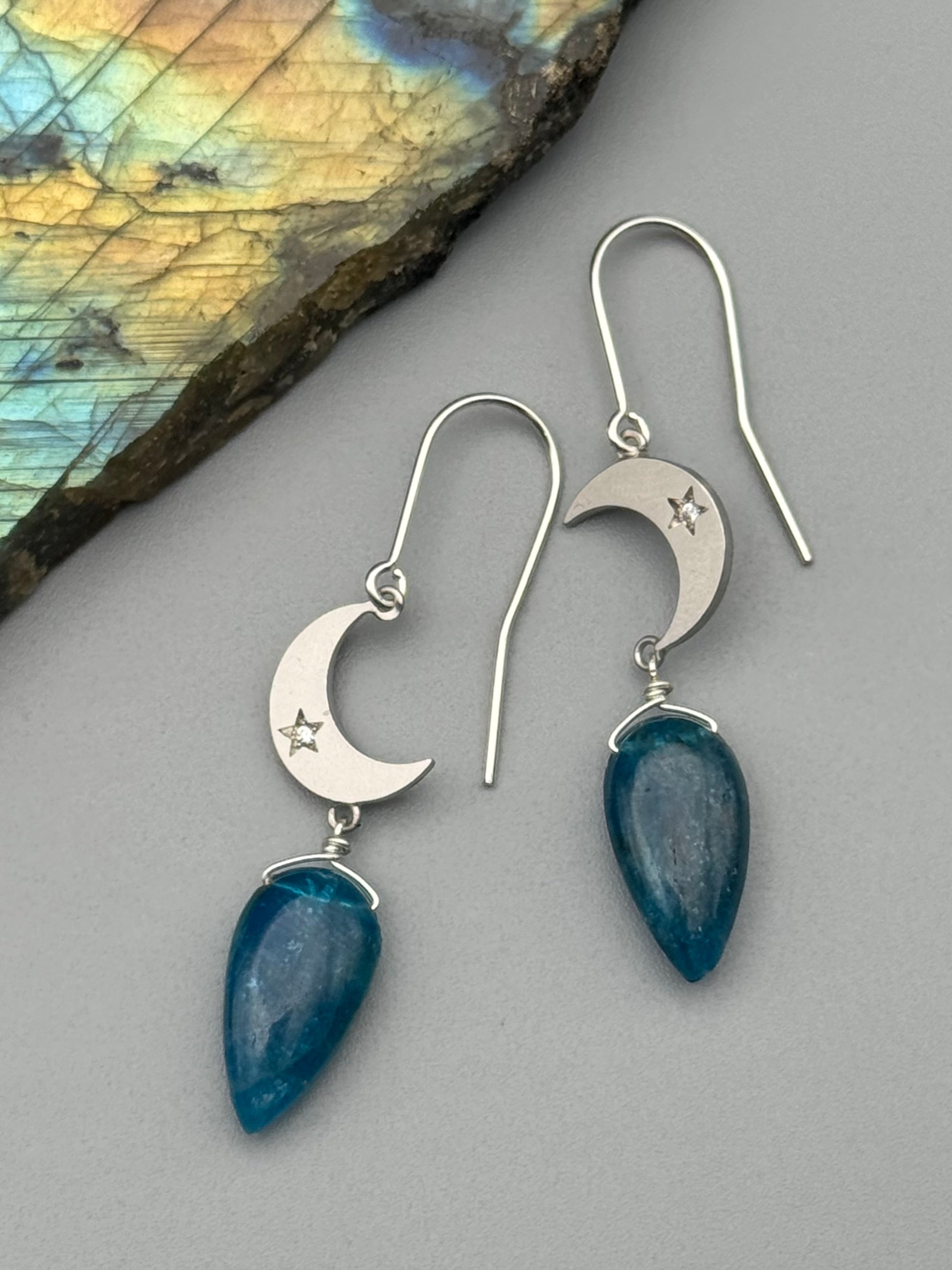 •CRYSTAL CRESCENT• apatite + silver earrings