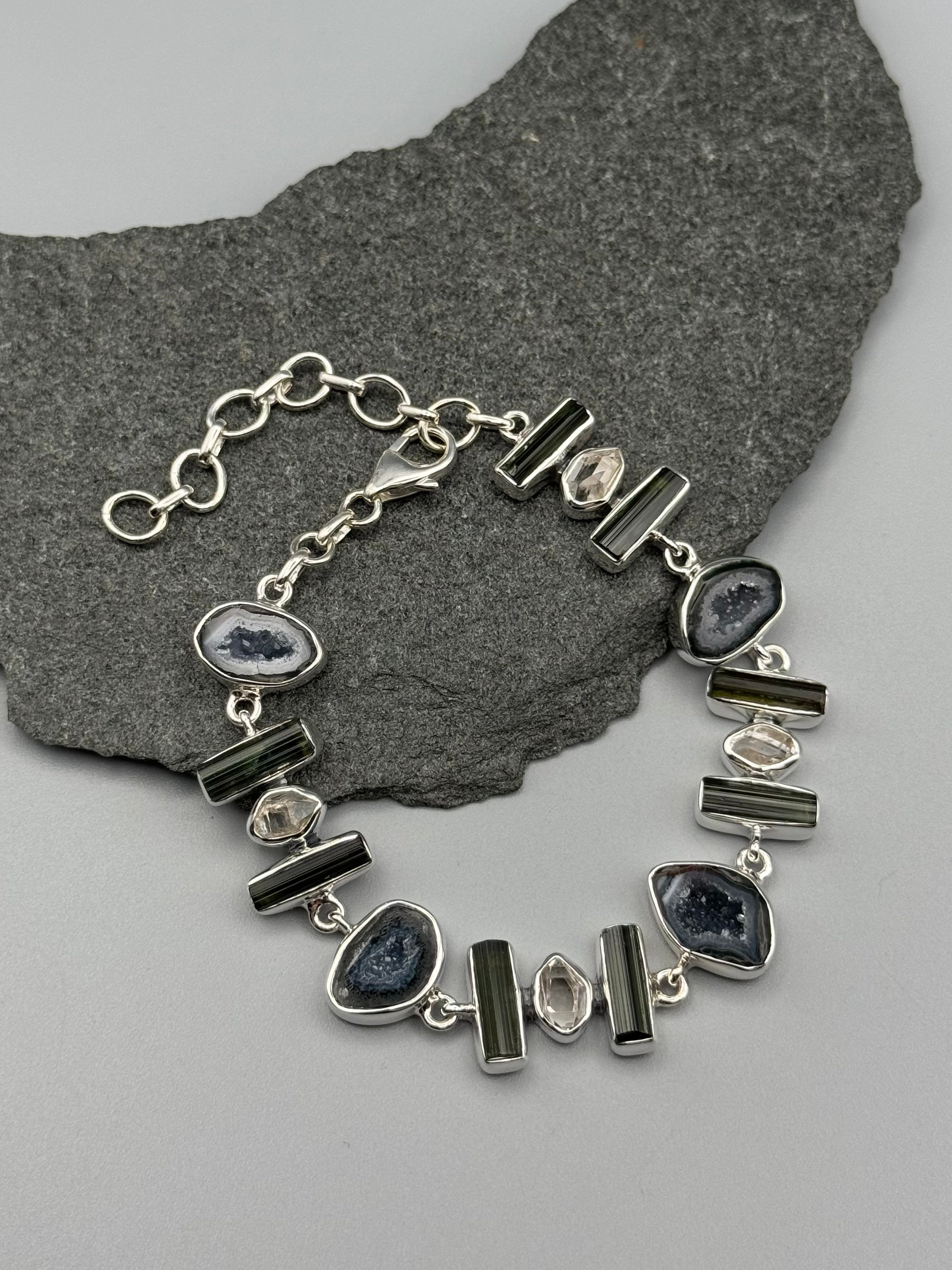 •COCONUT DRUZY + TOURMALINE - MULTI-STONE• linked silver bracelet (7.25" - 9")