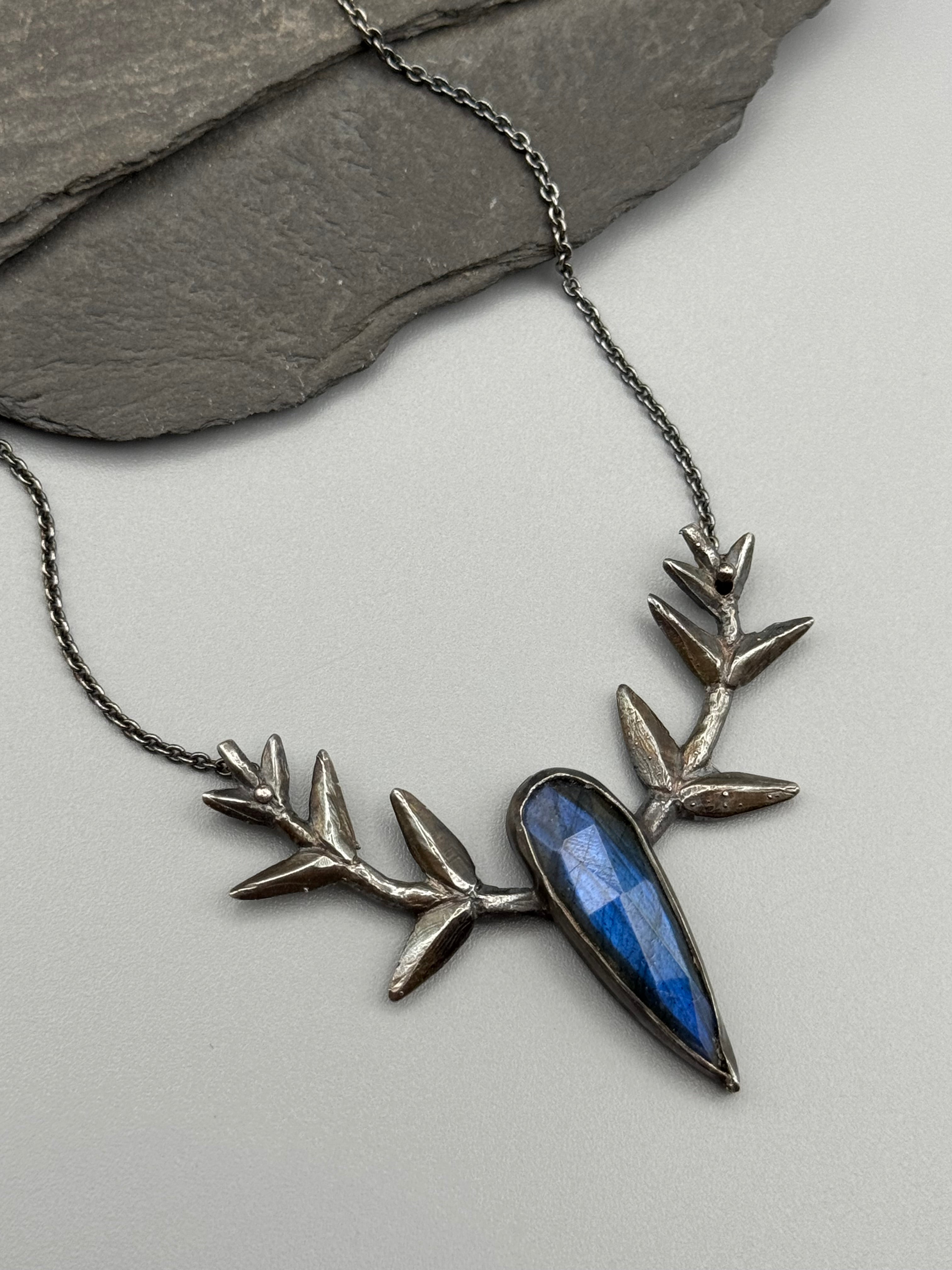 •BRANCHED OUT• labradorite + silver necklace (18" long)