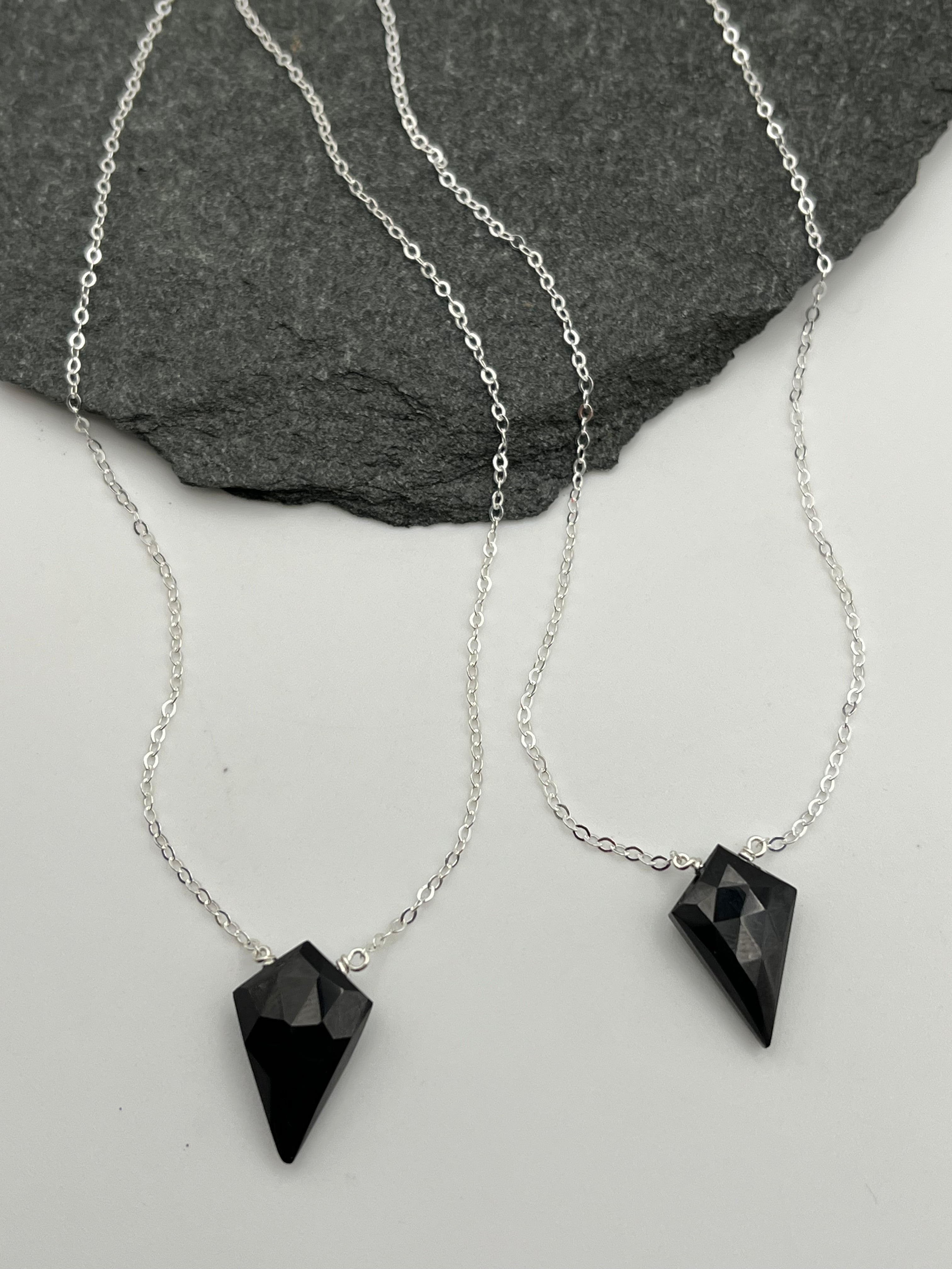 •STRAY• faceted black spinel kite + silver necklace