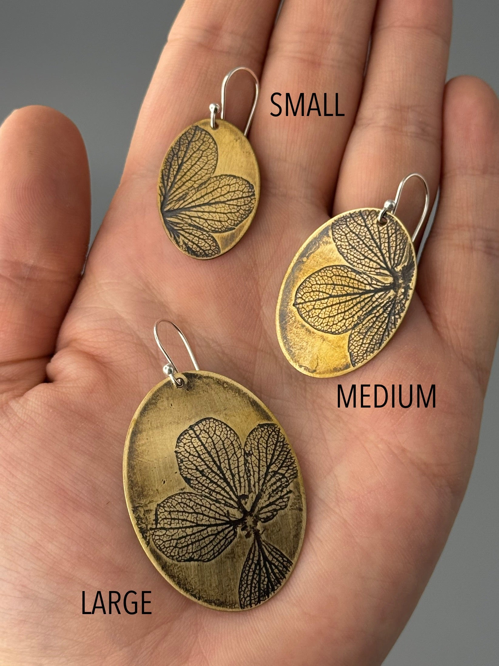 •HYDRANGEA OVOID• mixed metal dangle earrings