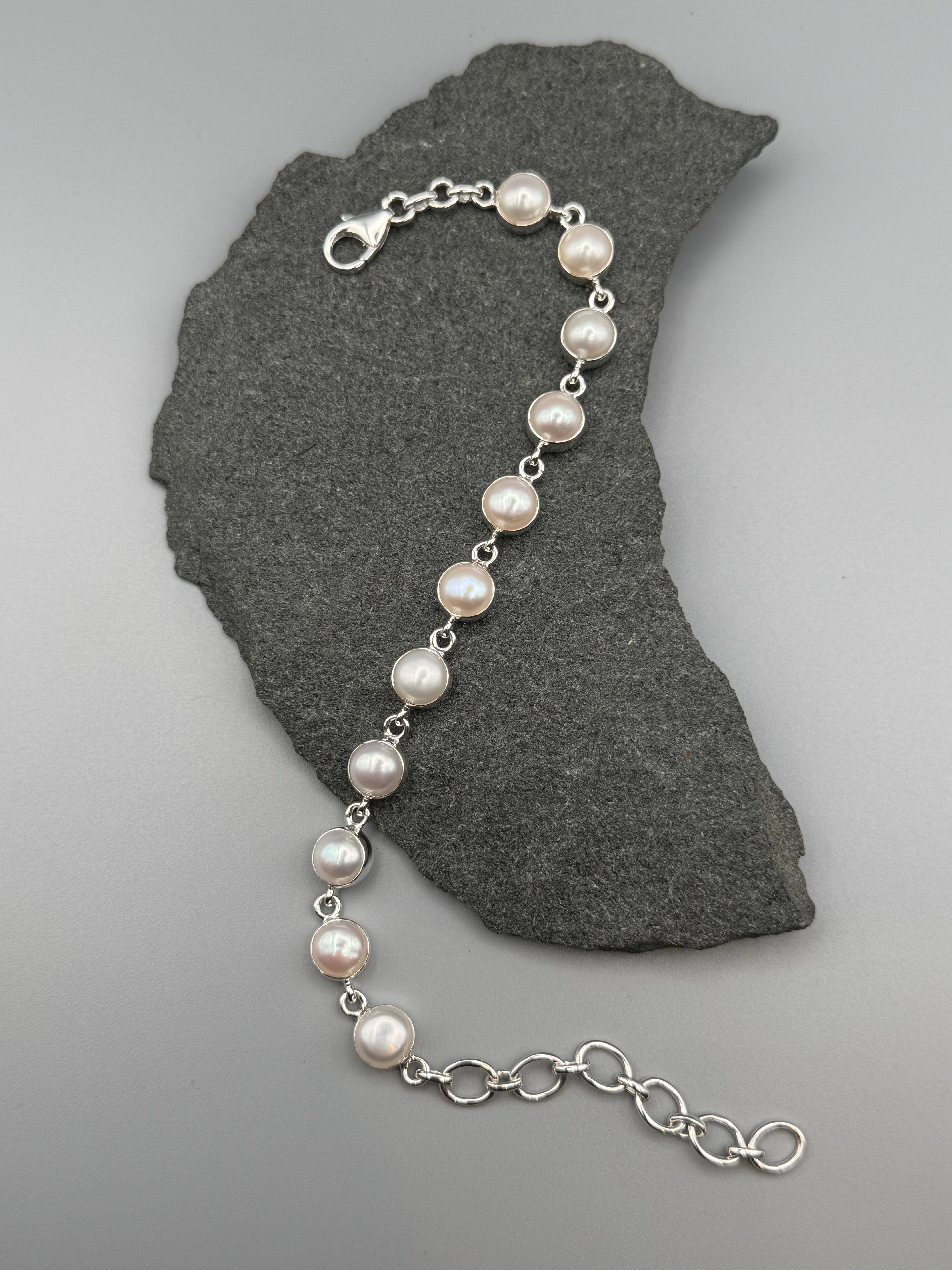 •PEARL• linked silver bracelet (7.25" - 9")