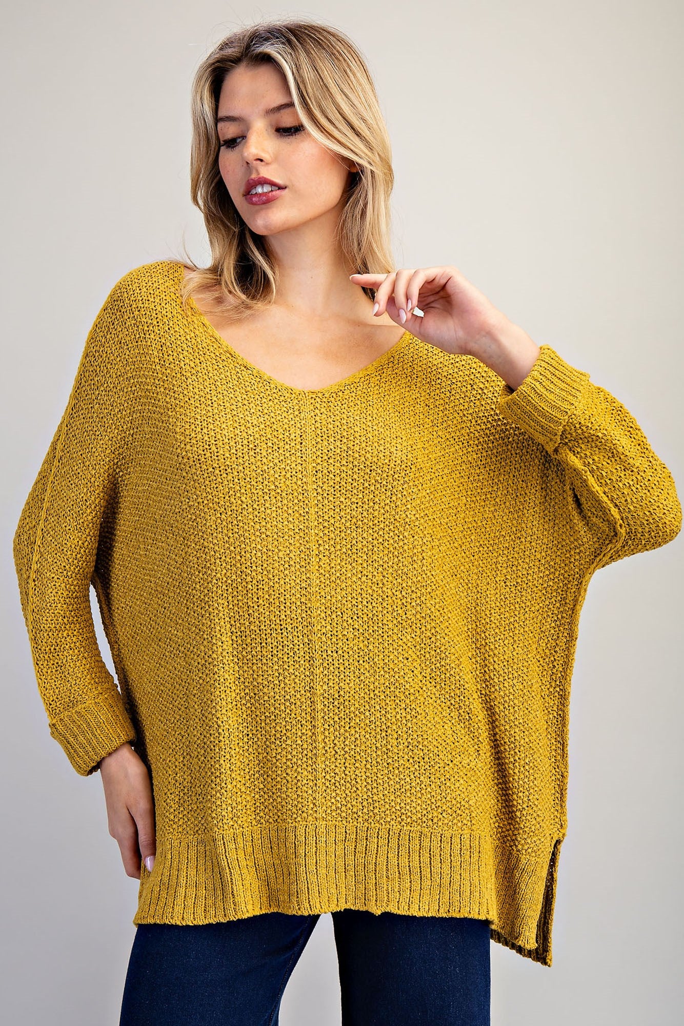 •JUNO• exposed seam V-neck sweater