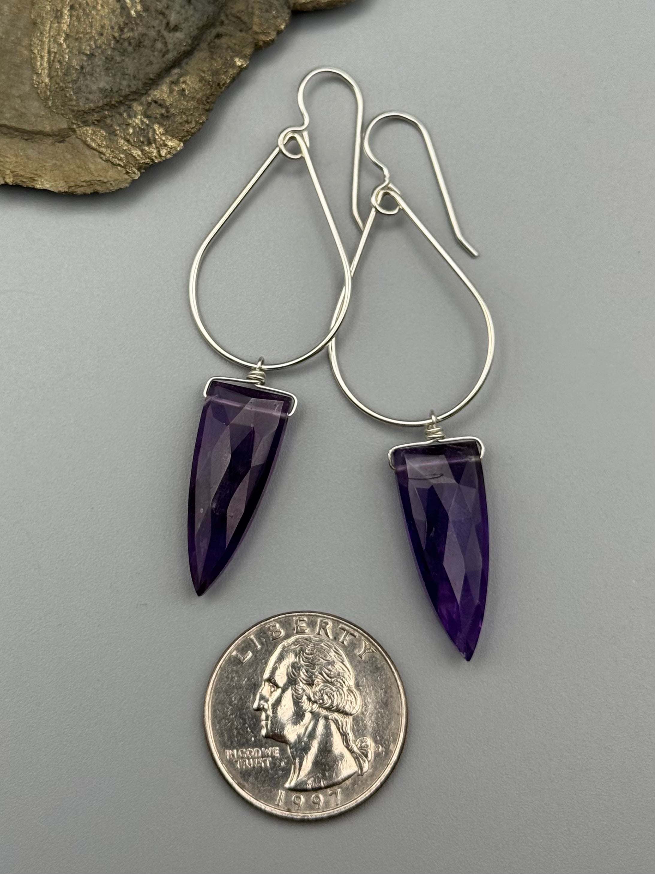 •DRIP DROP• amethyst fang + silver earrings